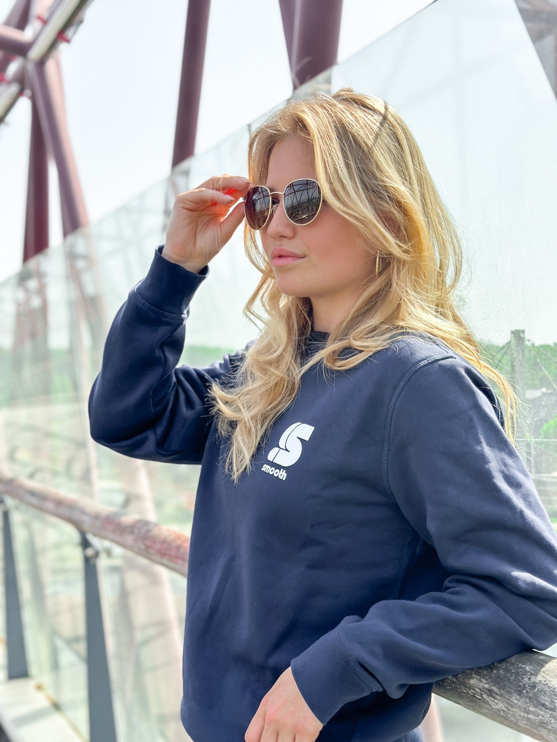 Navy Crew / S Logo White Front Women
