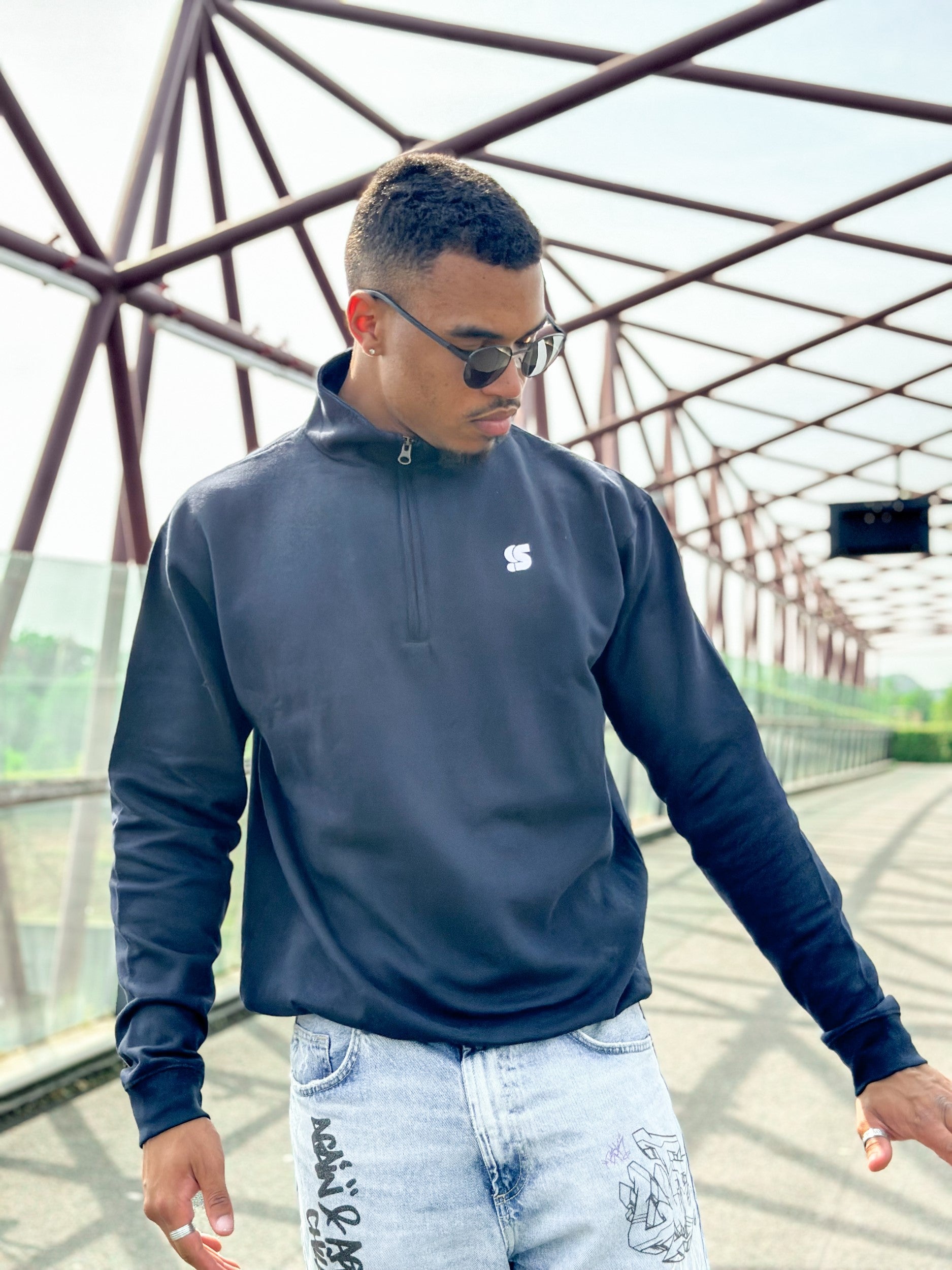 Navy Half Zip Crew / S Logo White Embroidered Men