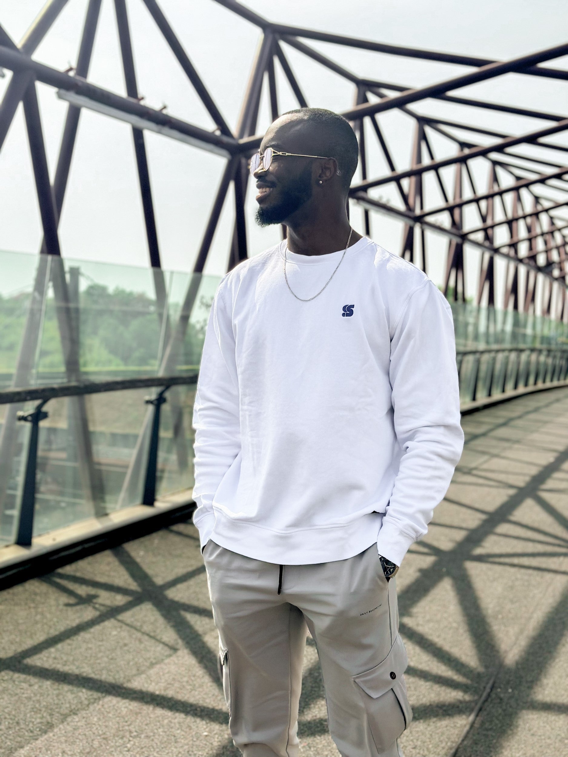White Crew / S Logo Blue Embroidered Men