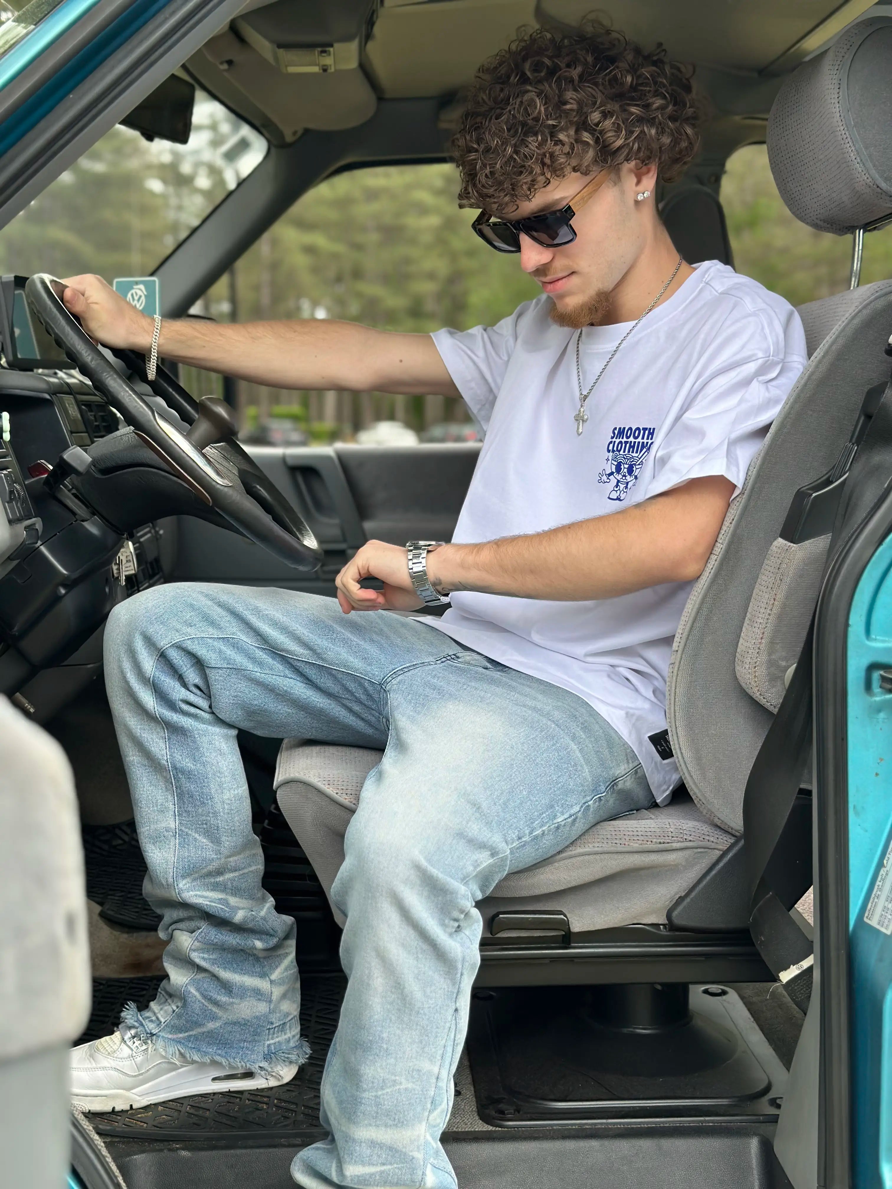 White Heavy T / Noods Blue Front+Back Men