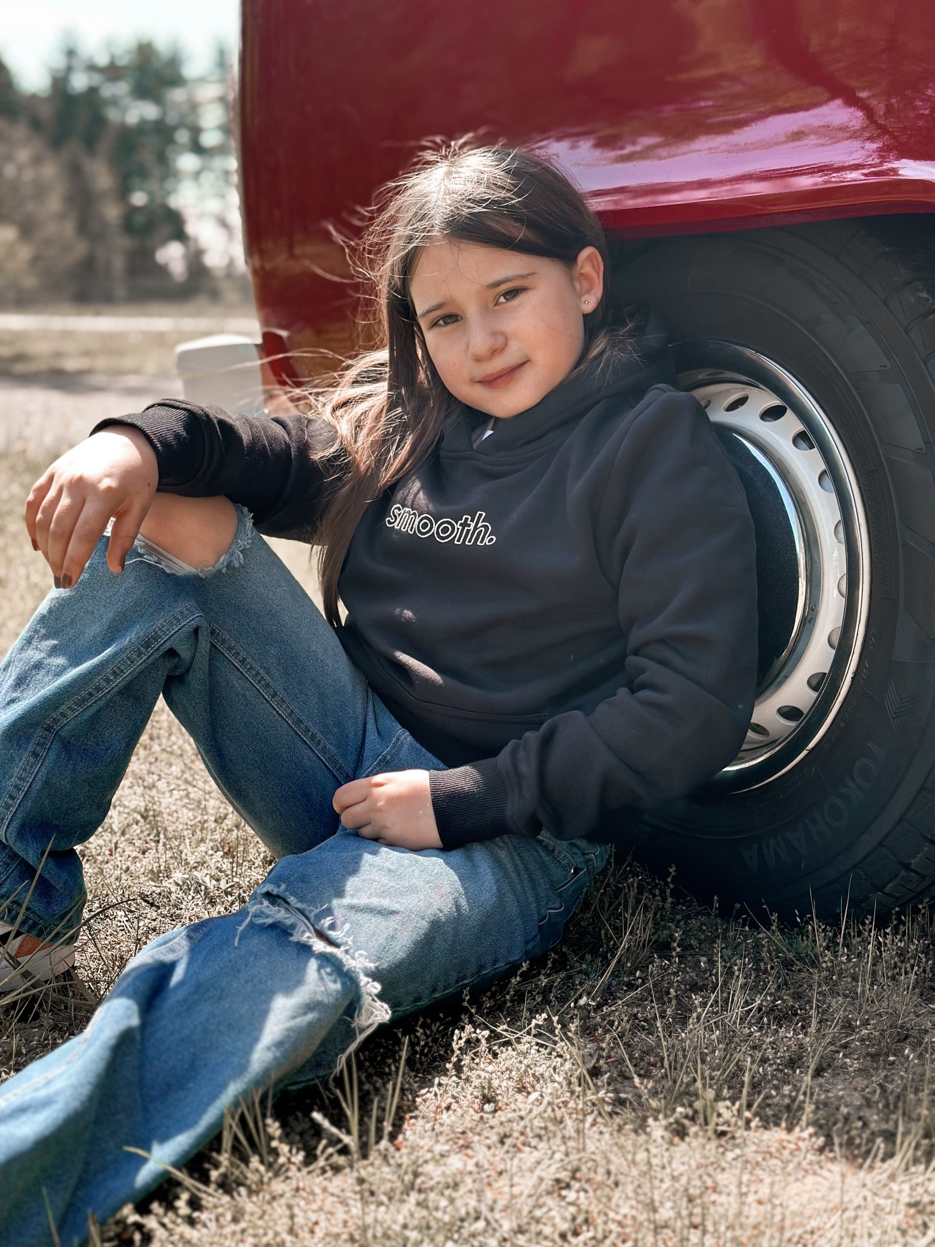 Black Kids Hoodie / Outlined Sand Girls