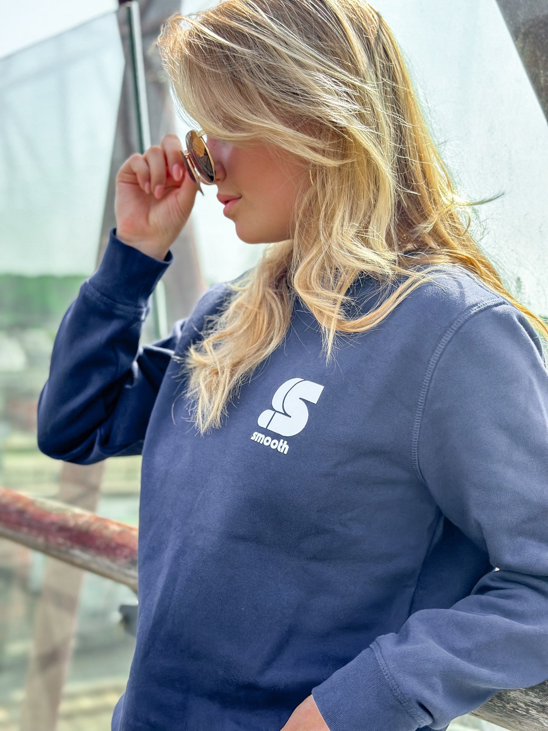 Navy Crew / S Logo White Front Women