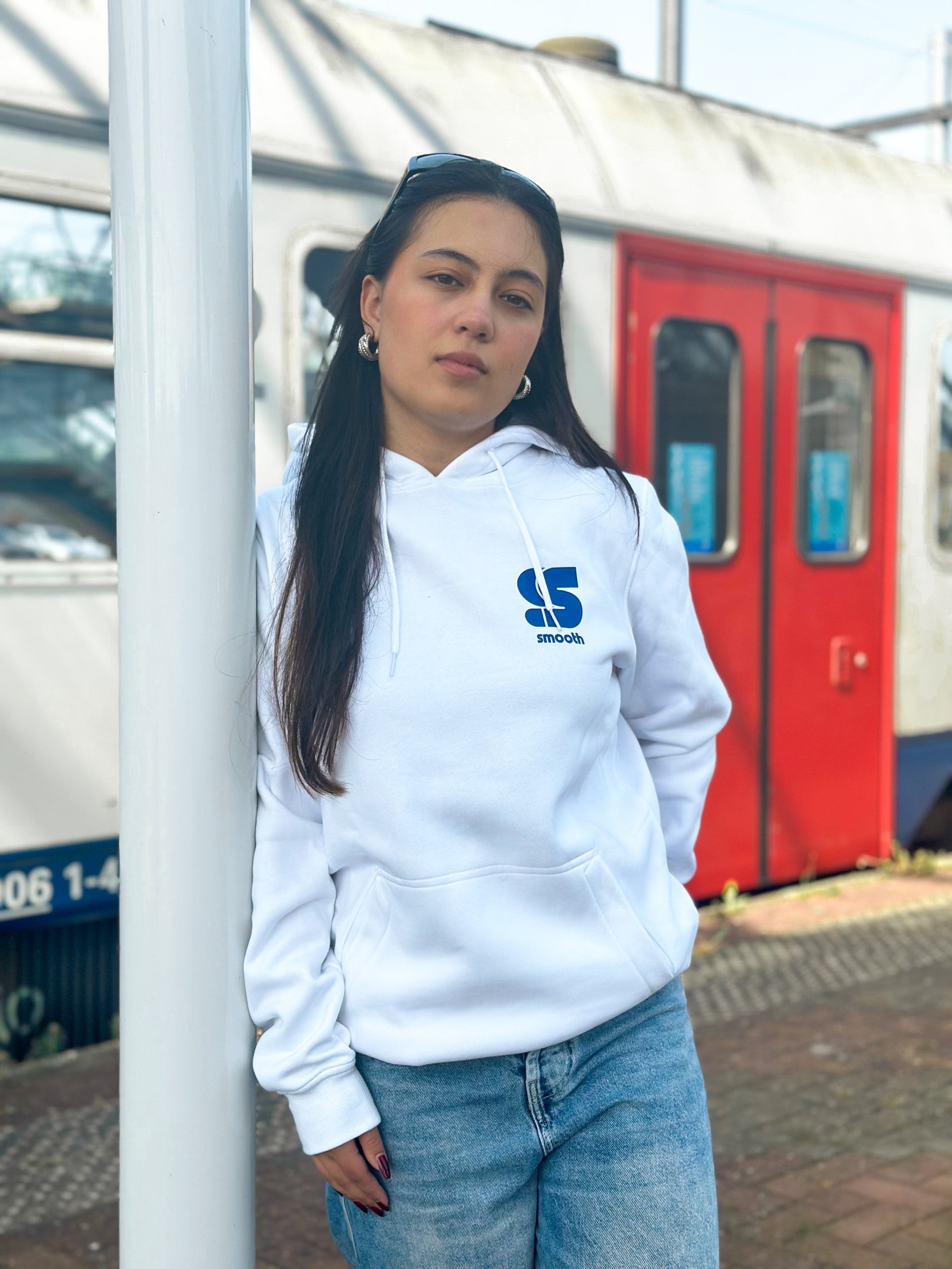White Hoodie / S Logo Blue Front+Back Women