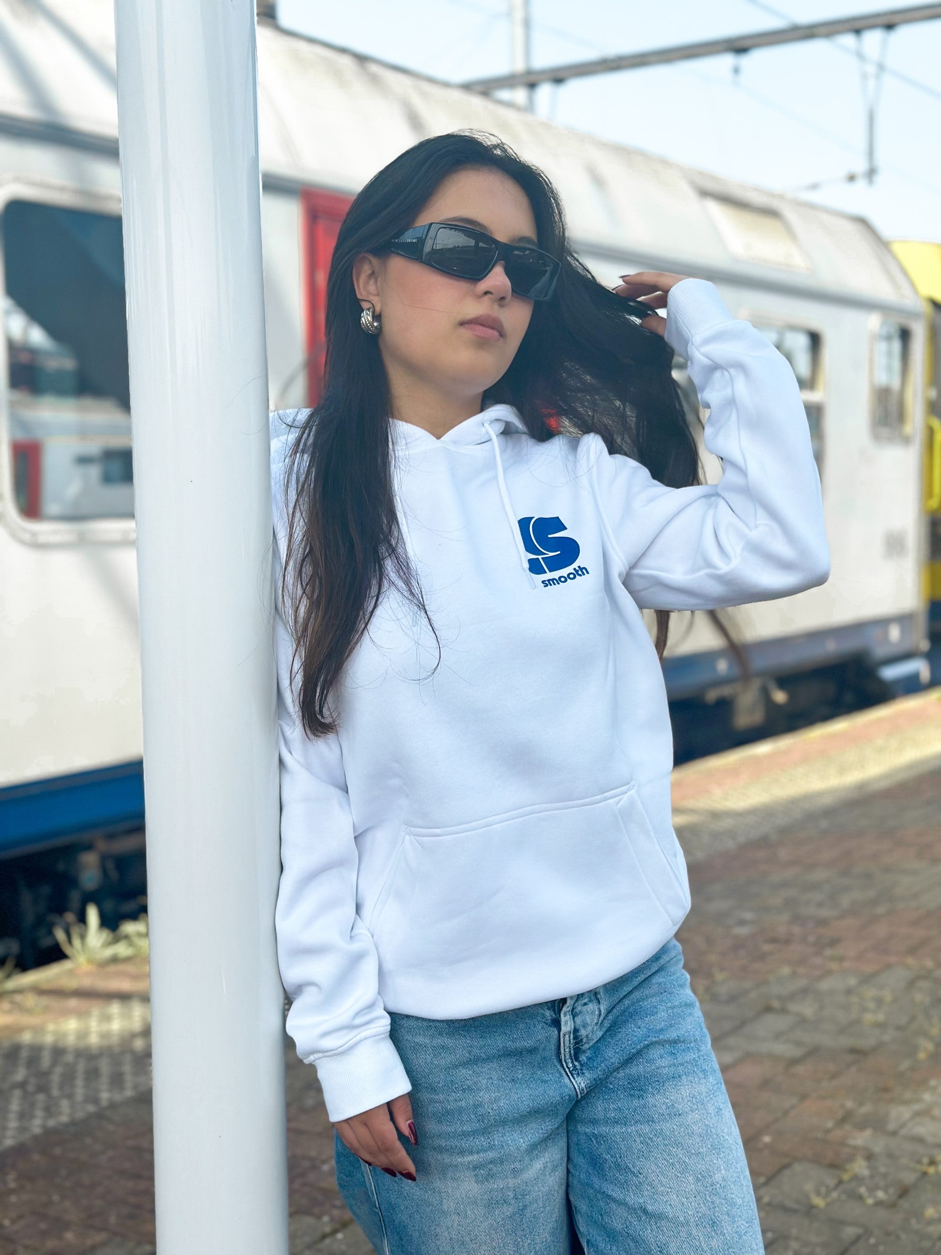 White Hoodie / S Logo Blue Front+Back Women