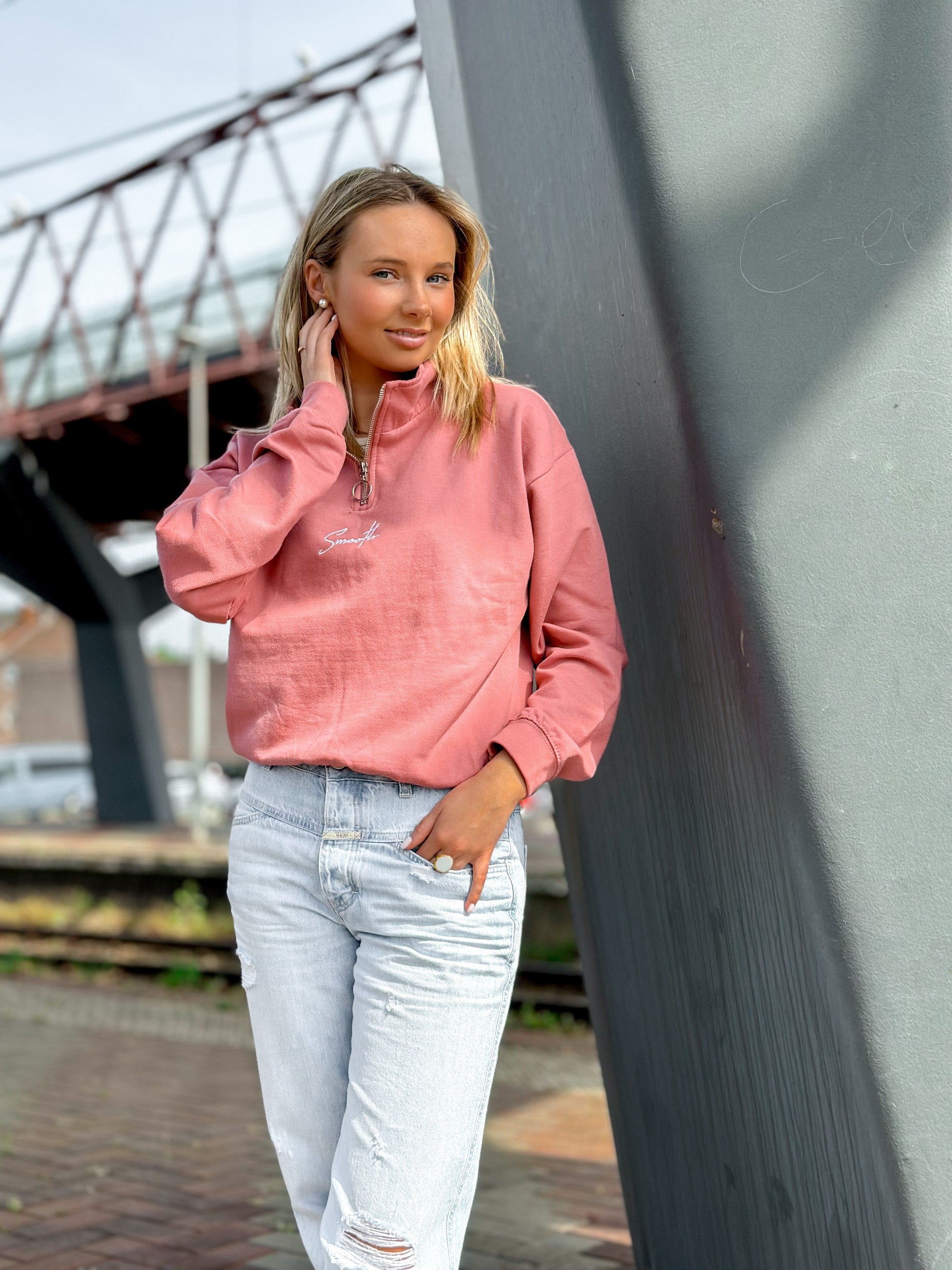 Dusty Rose Cropped Half Zip Crew / Signature White Women