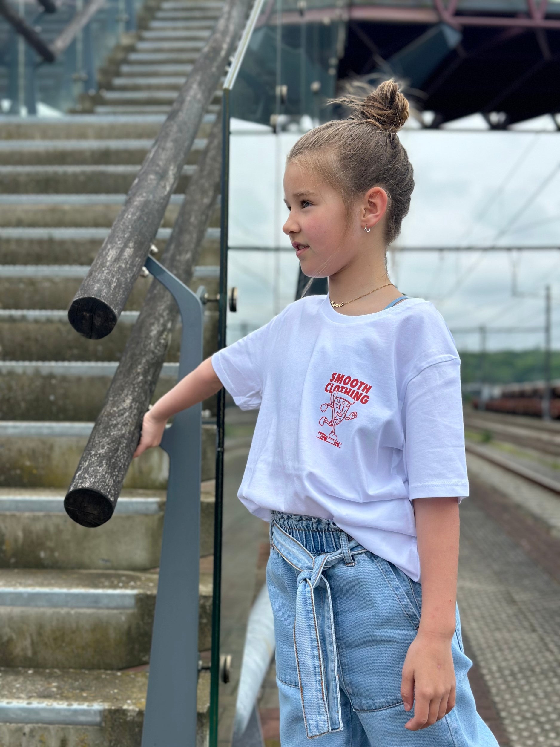 White Kids T / Slice Red Front+Back Girls
