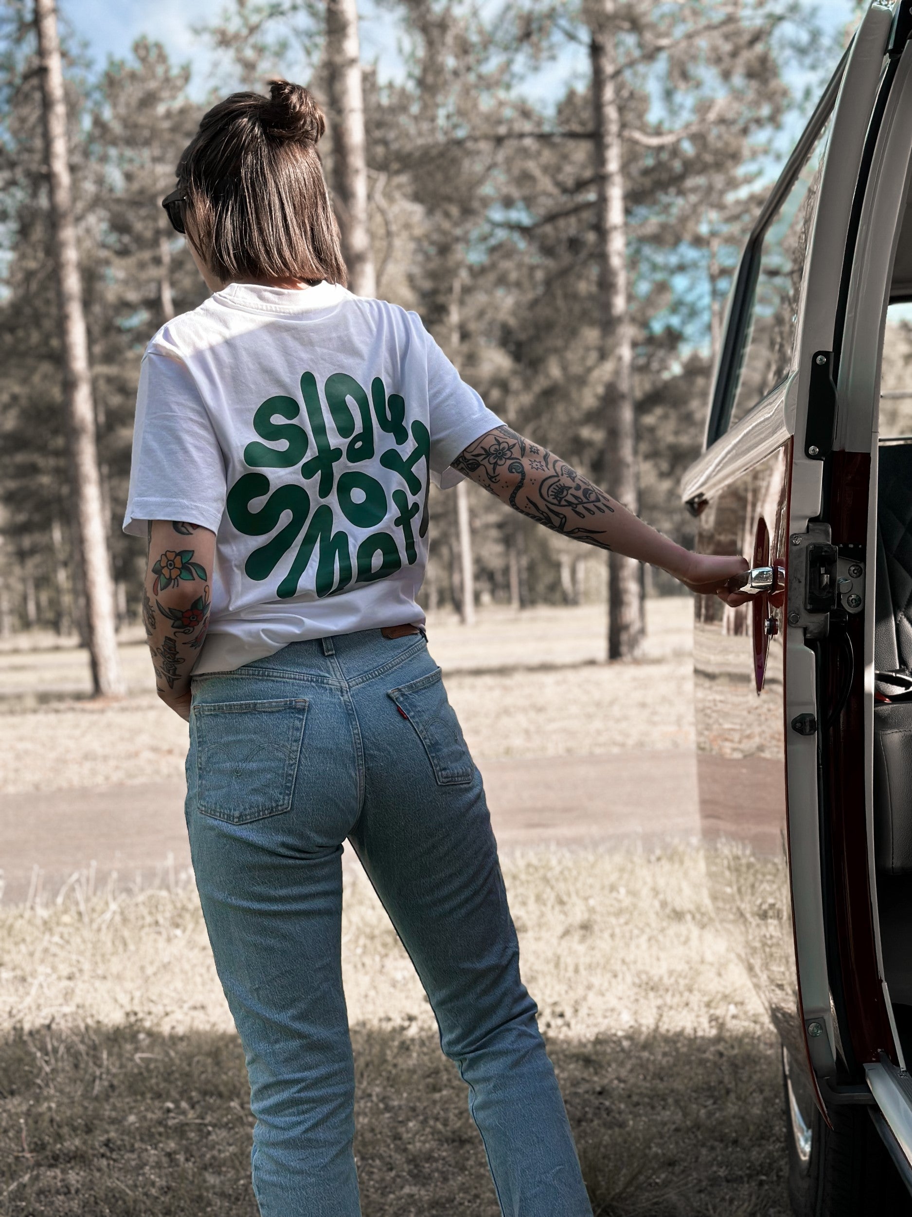 White T / Stay Smooth Green Front+Back Women
