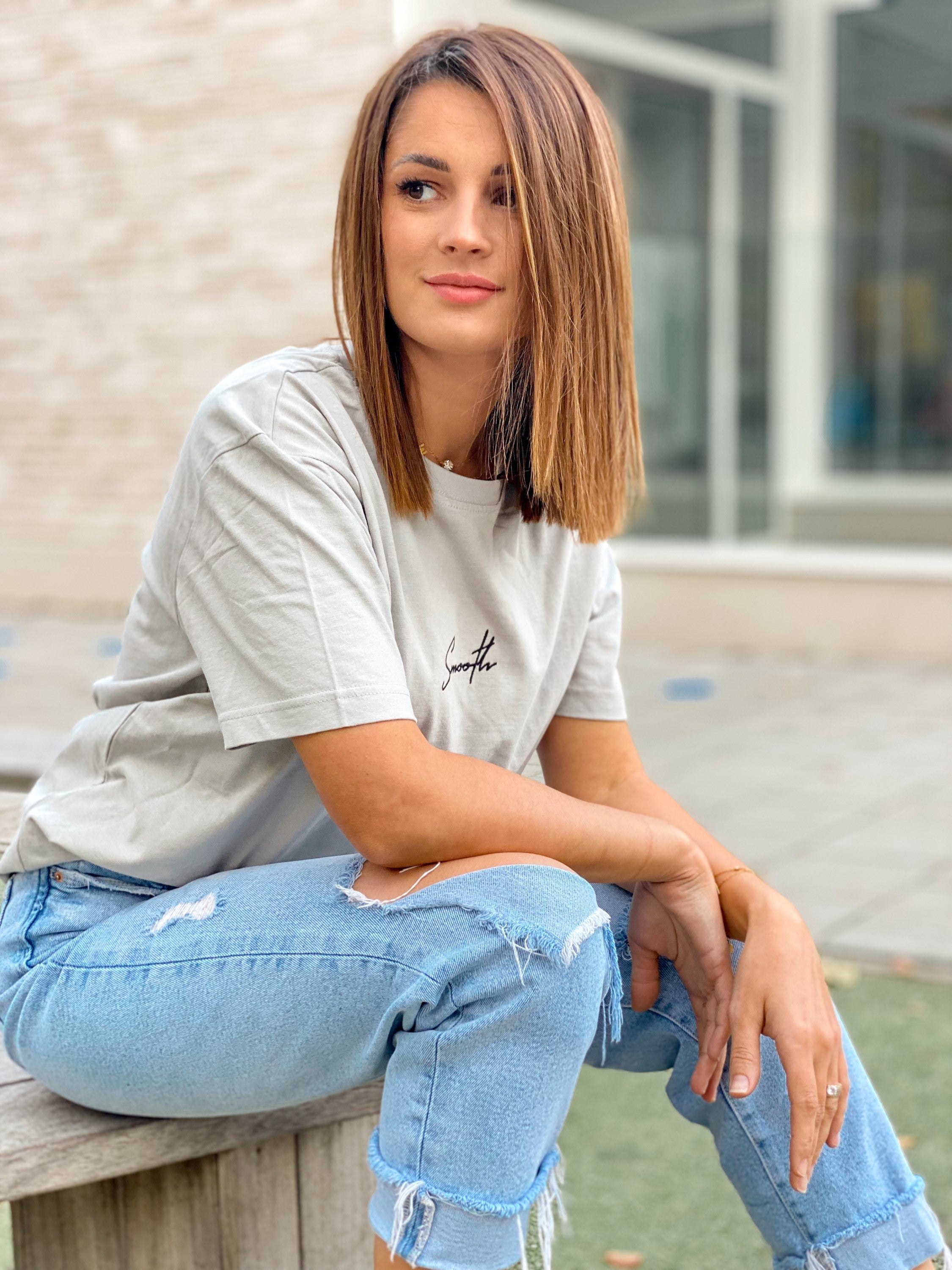 Soft Concrete T / Signature Black Women