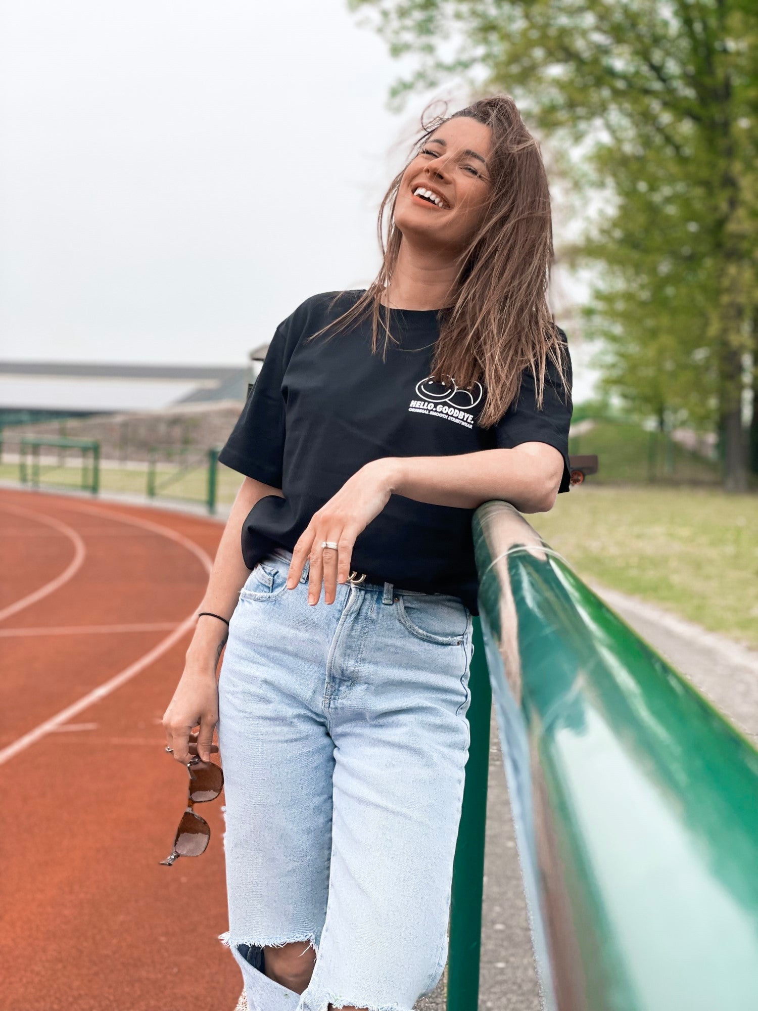 Black T / Smiles White Front Women