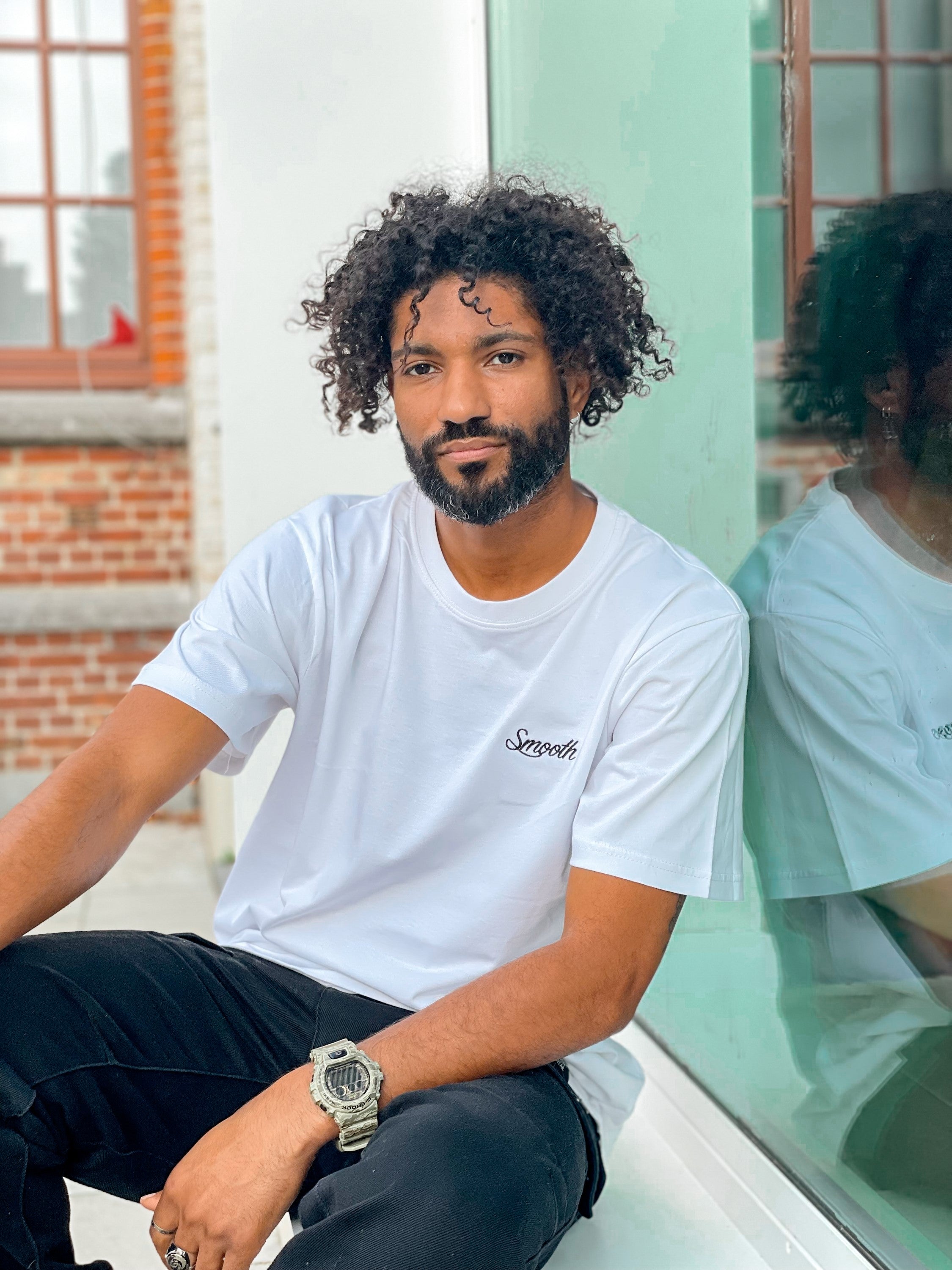 White T / Originals Minimal Black Men