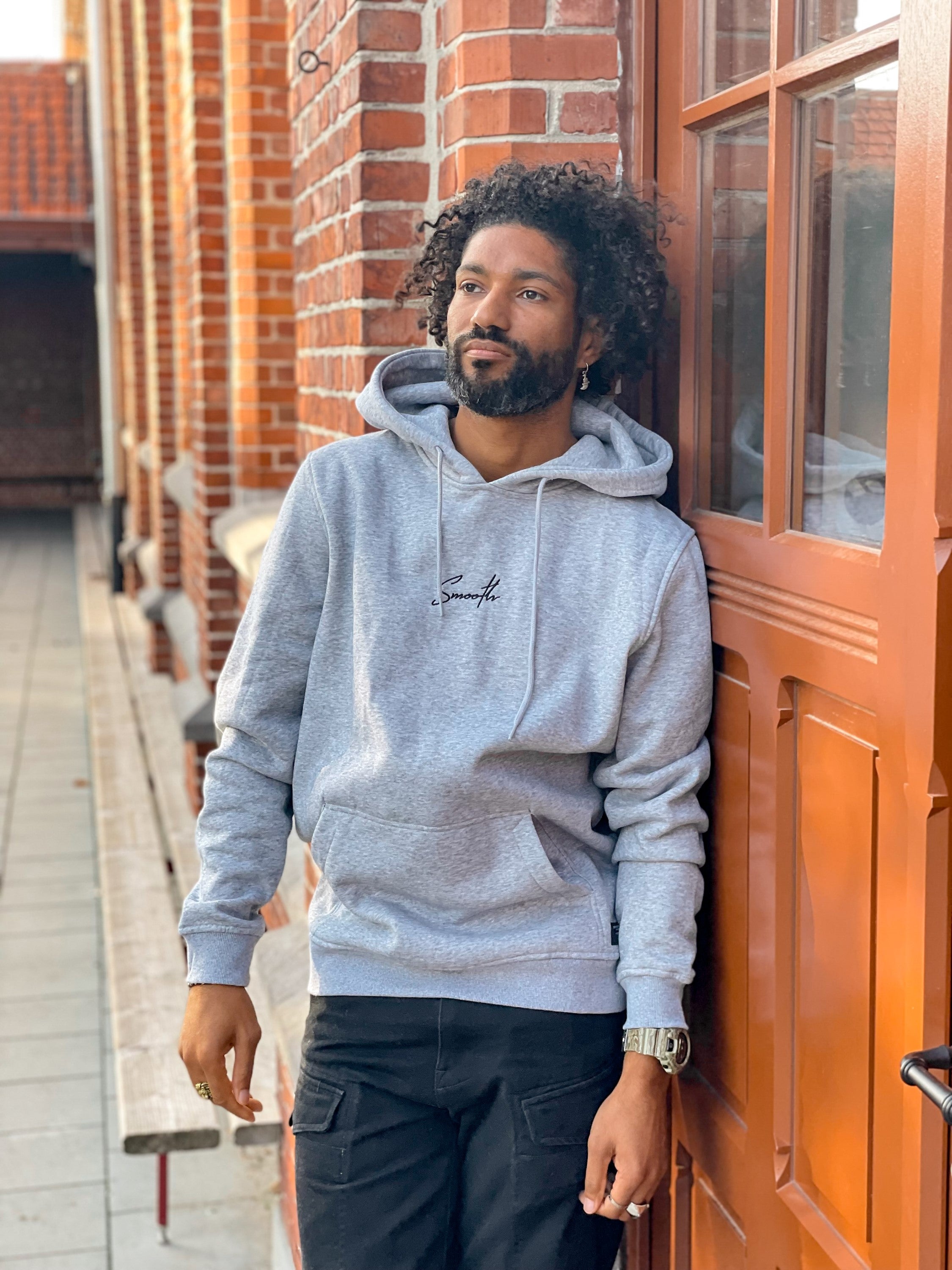 Grey Hoodie / Signature Black Men