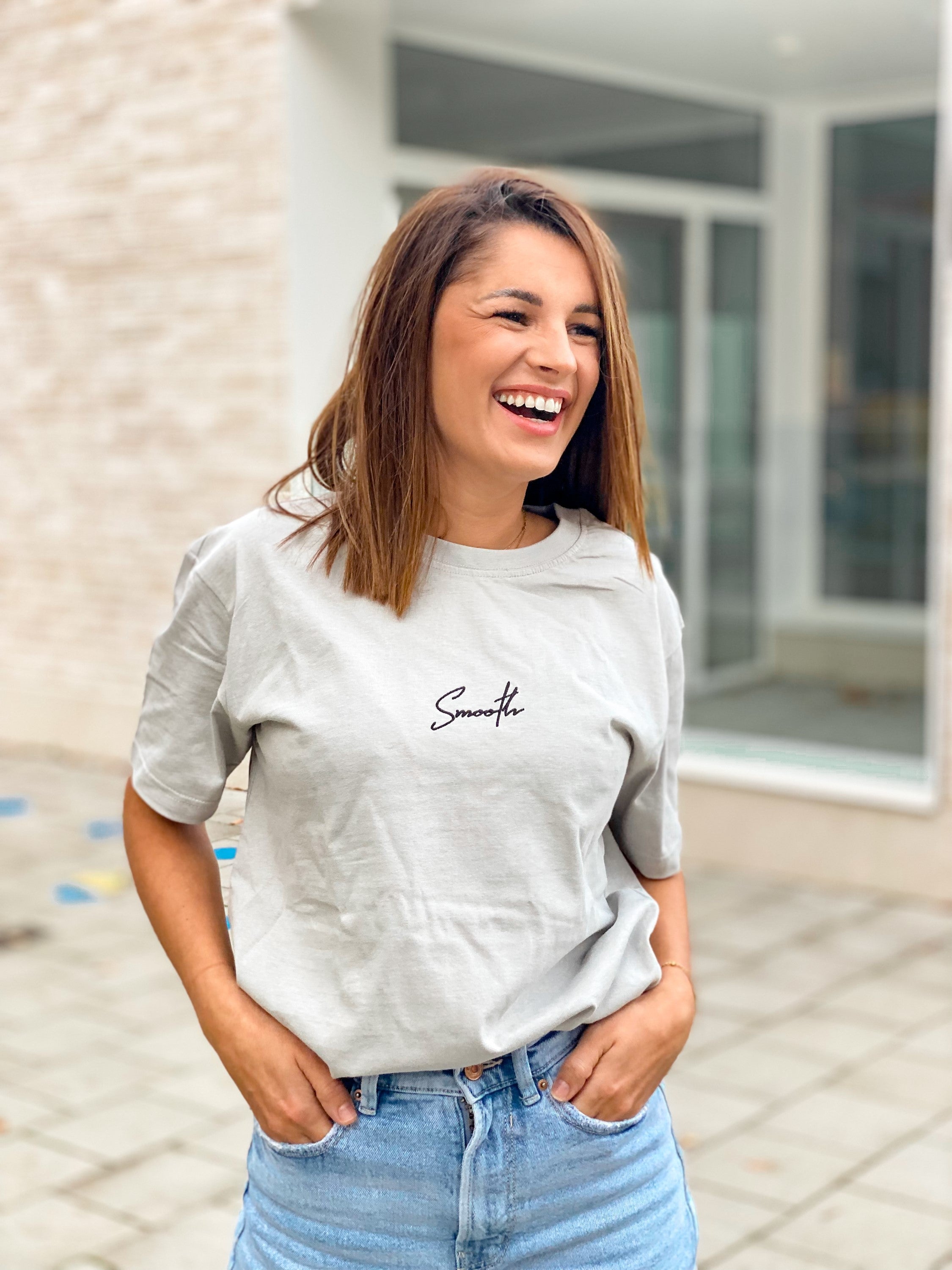 Soft Concrete T / Signature Black Women