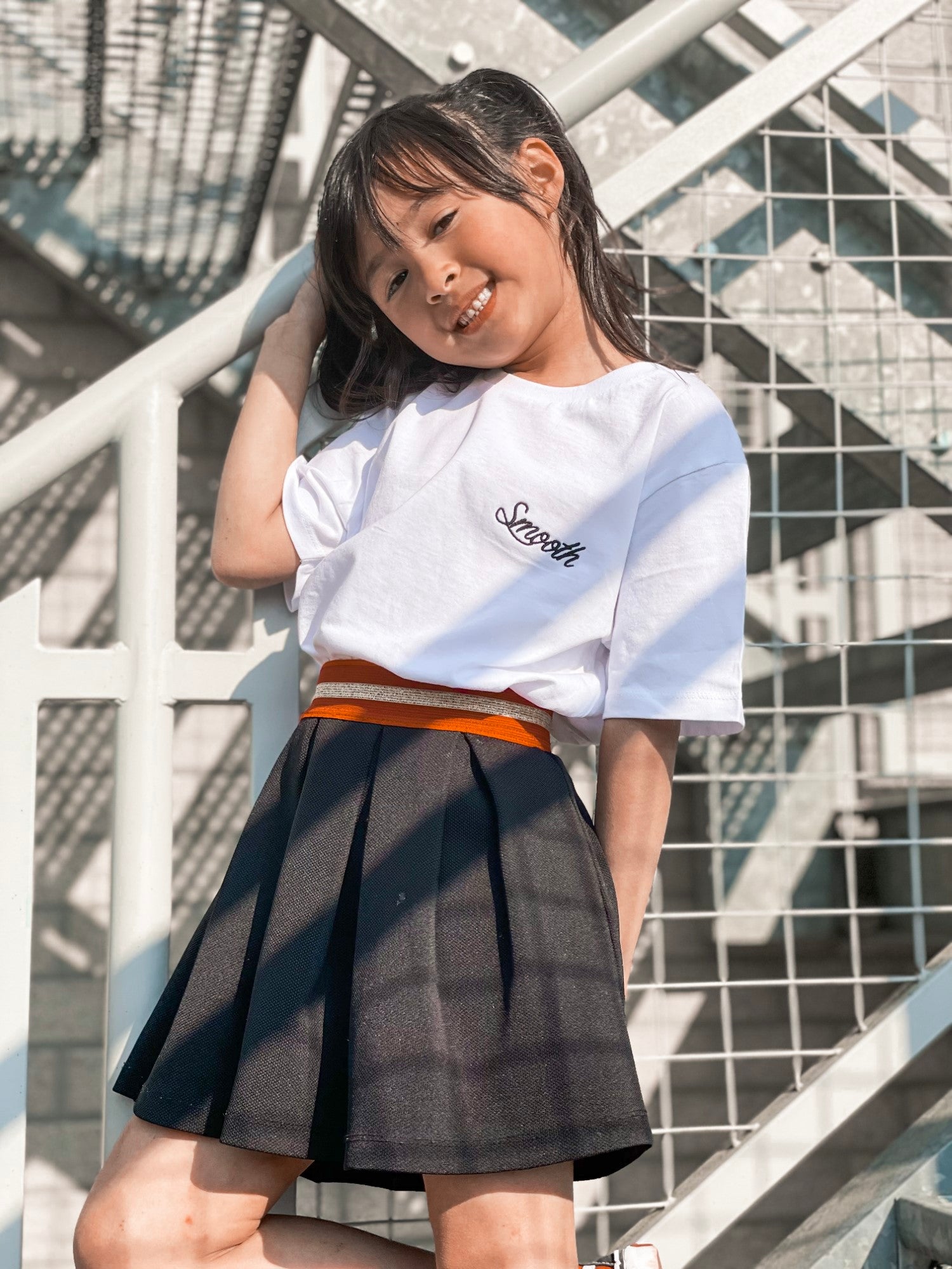 White Kids T / Originals Minimal Black Girls