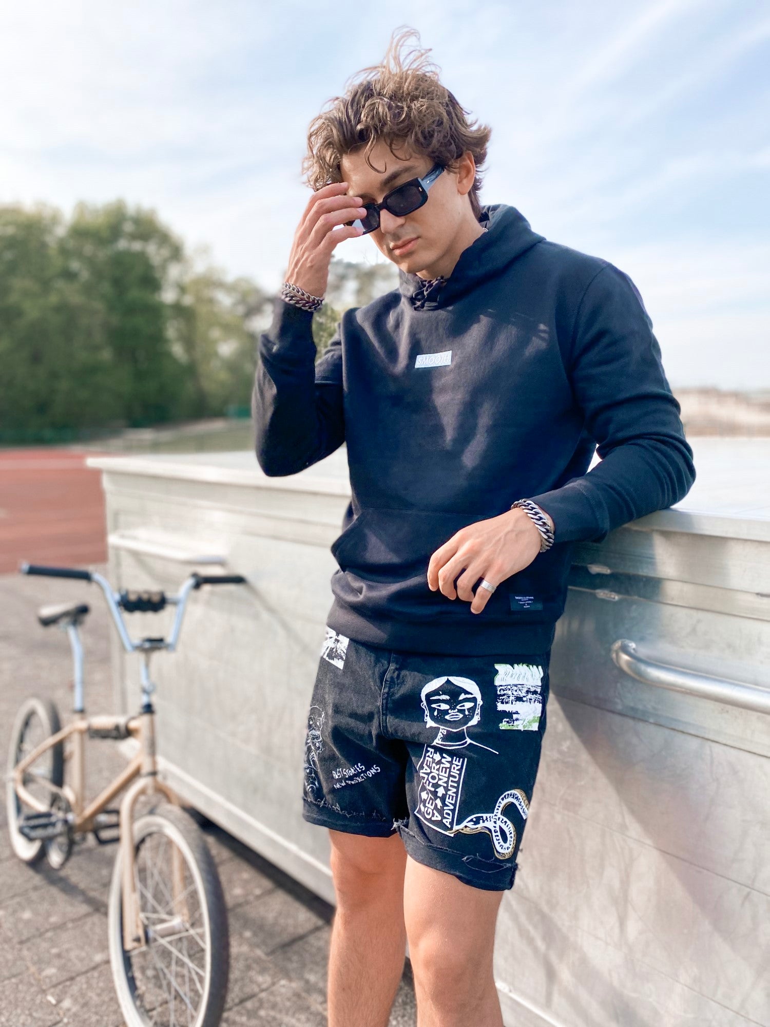 Black Hoodie / Sky Blue Box Men