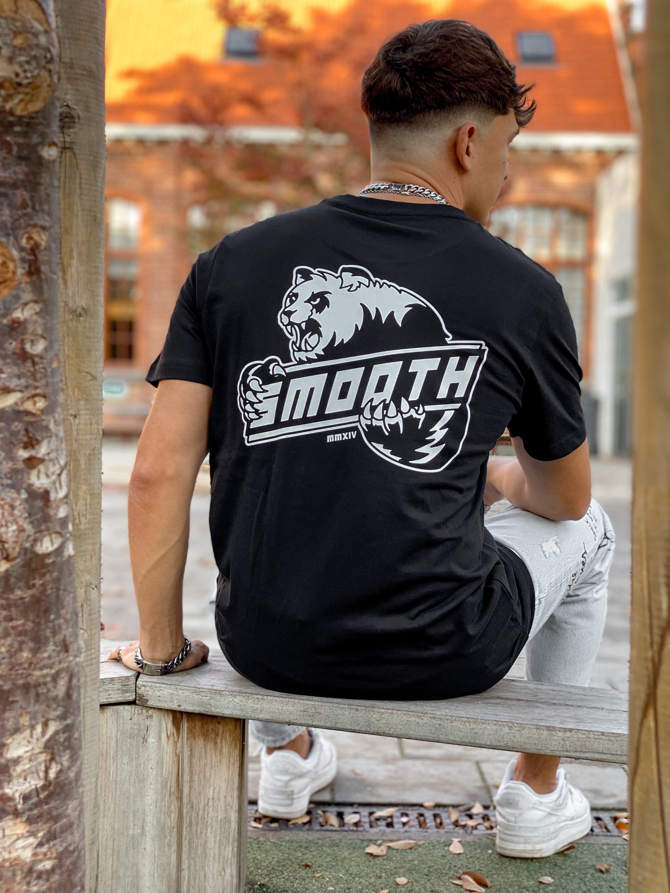Black T / Bad Panda White Front+Back Men