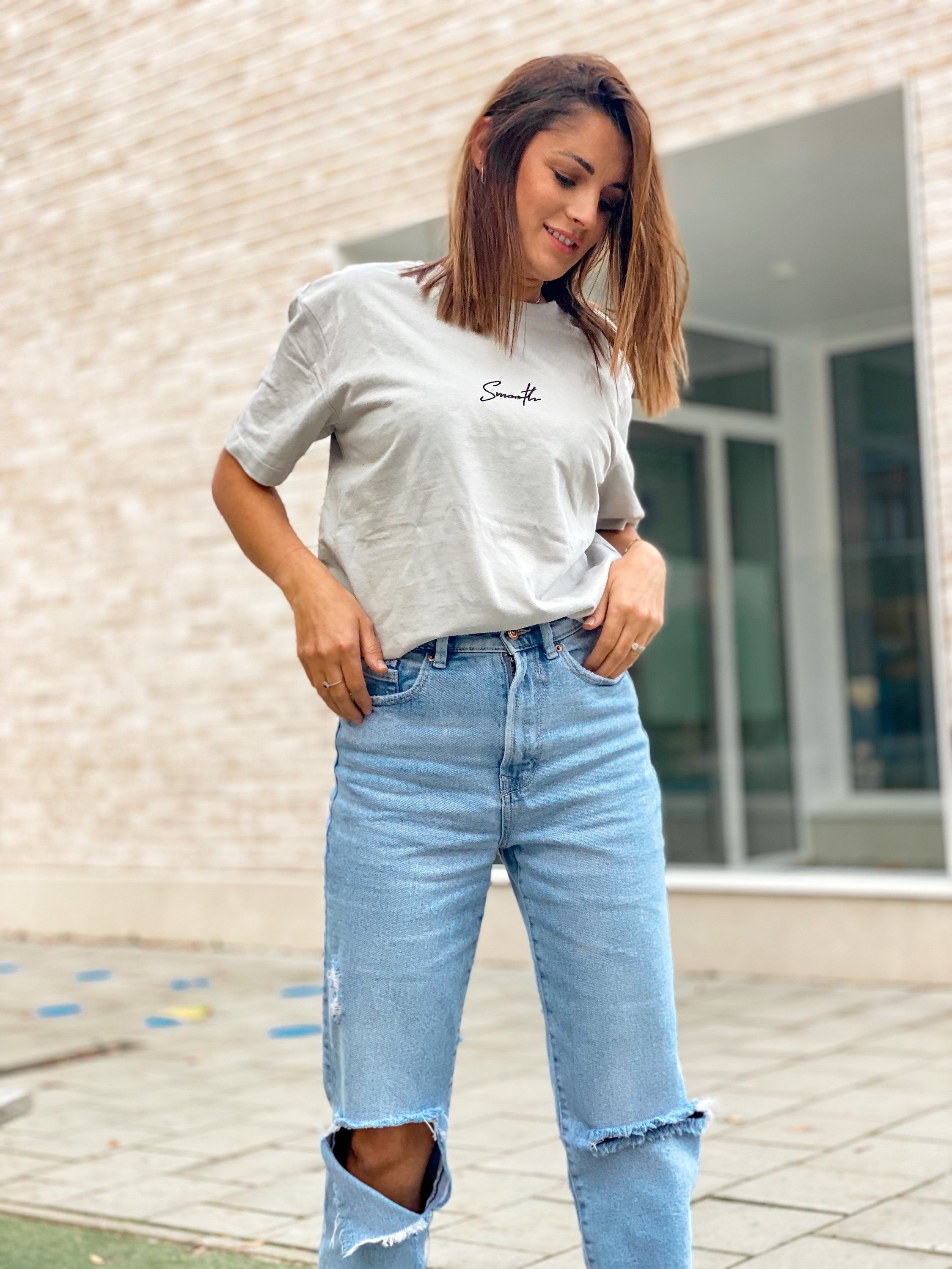 Soft Concrete T / Signature Black Women