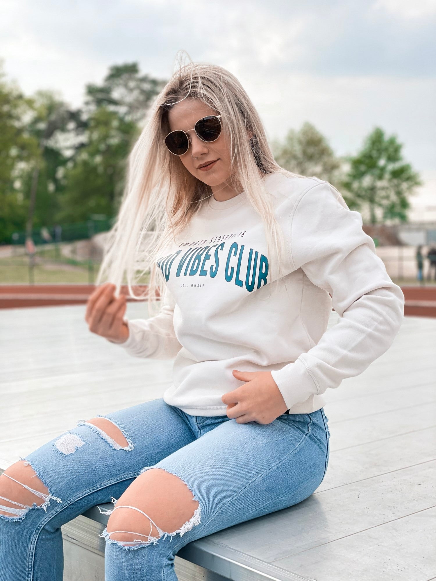 Vintage White Crew / Varsity Black Outline Women