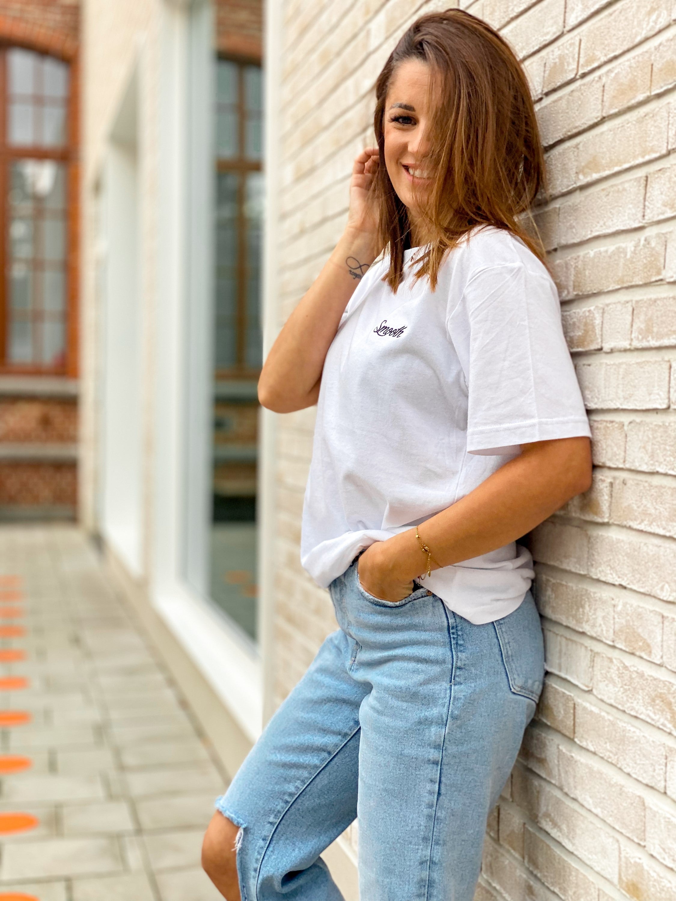 White T / Originals Minimal Black Women