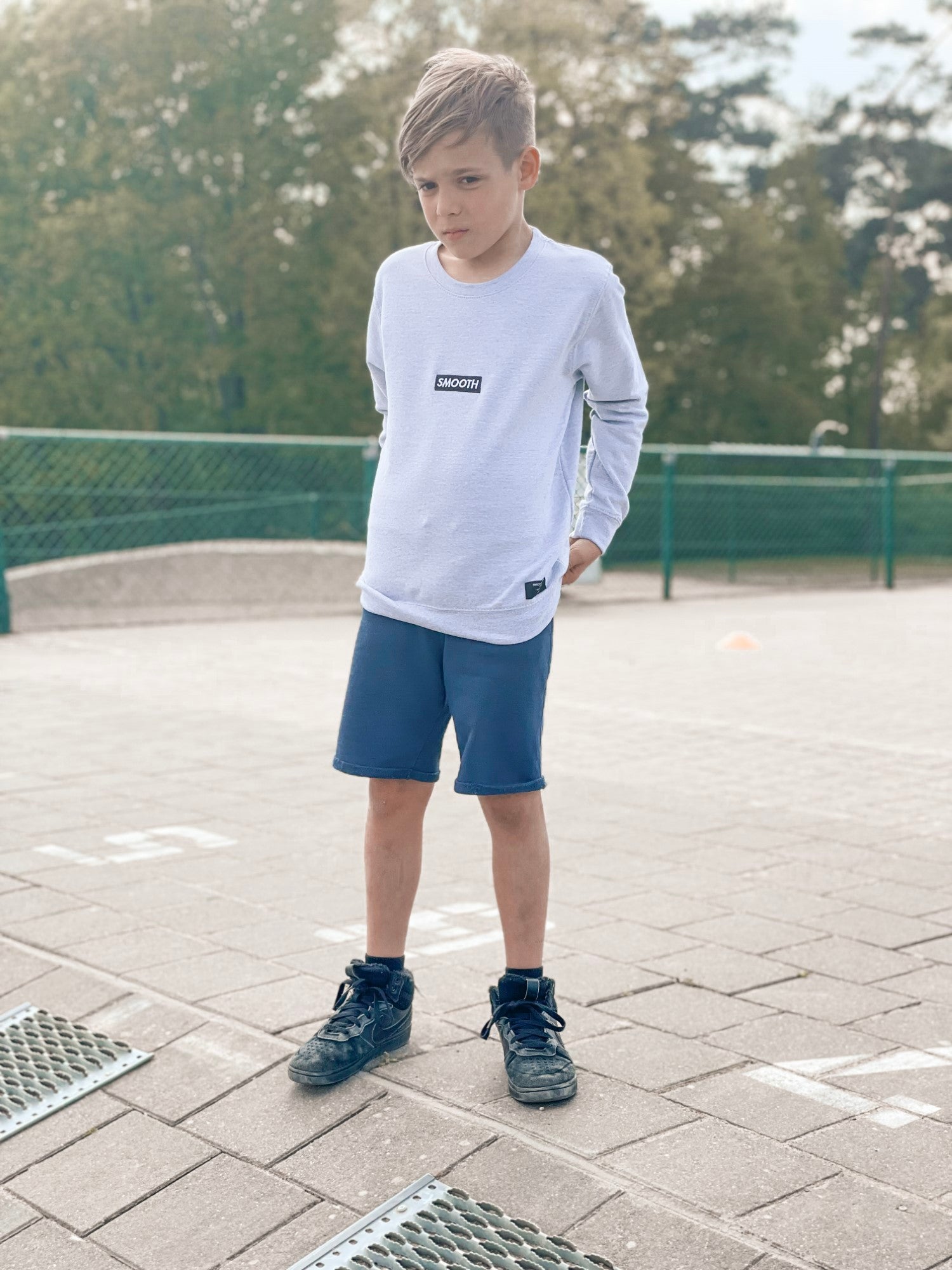 Grey Kids Crew / Black Box Boys