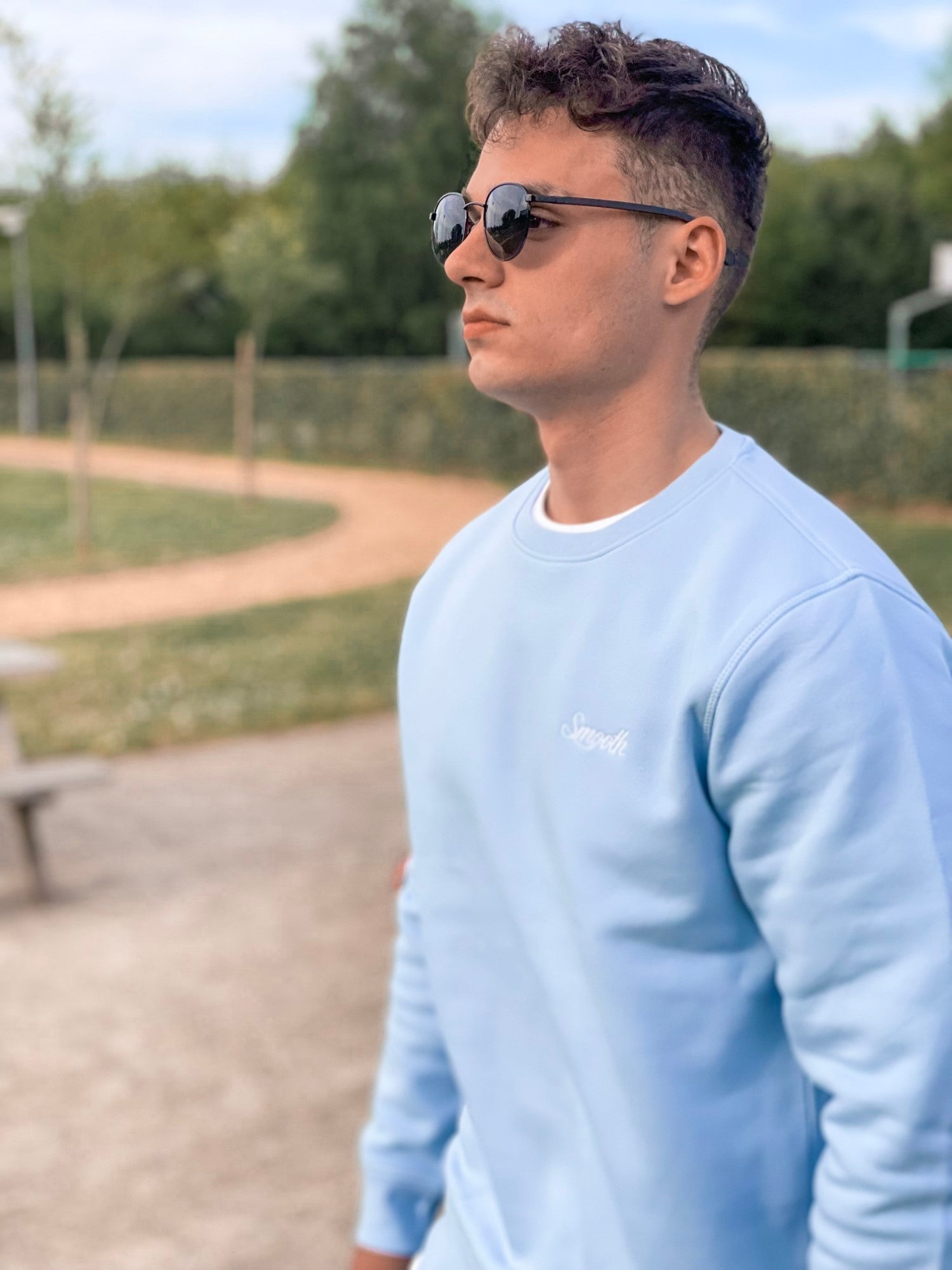 Sky Blue Crew / Originals Minimal White Men