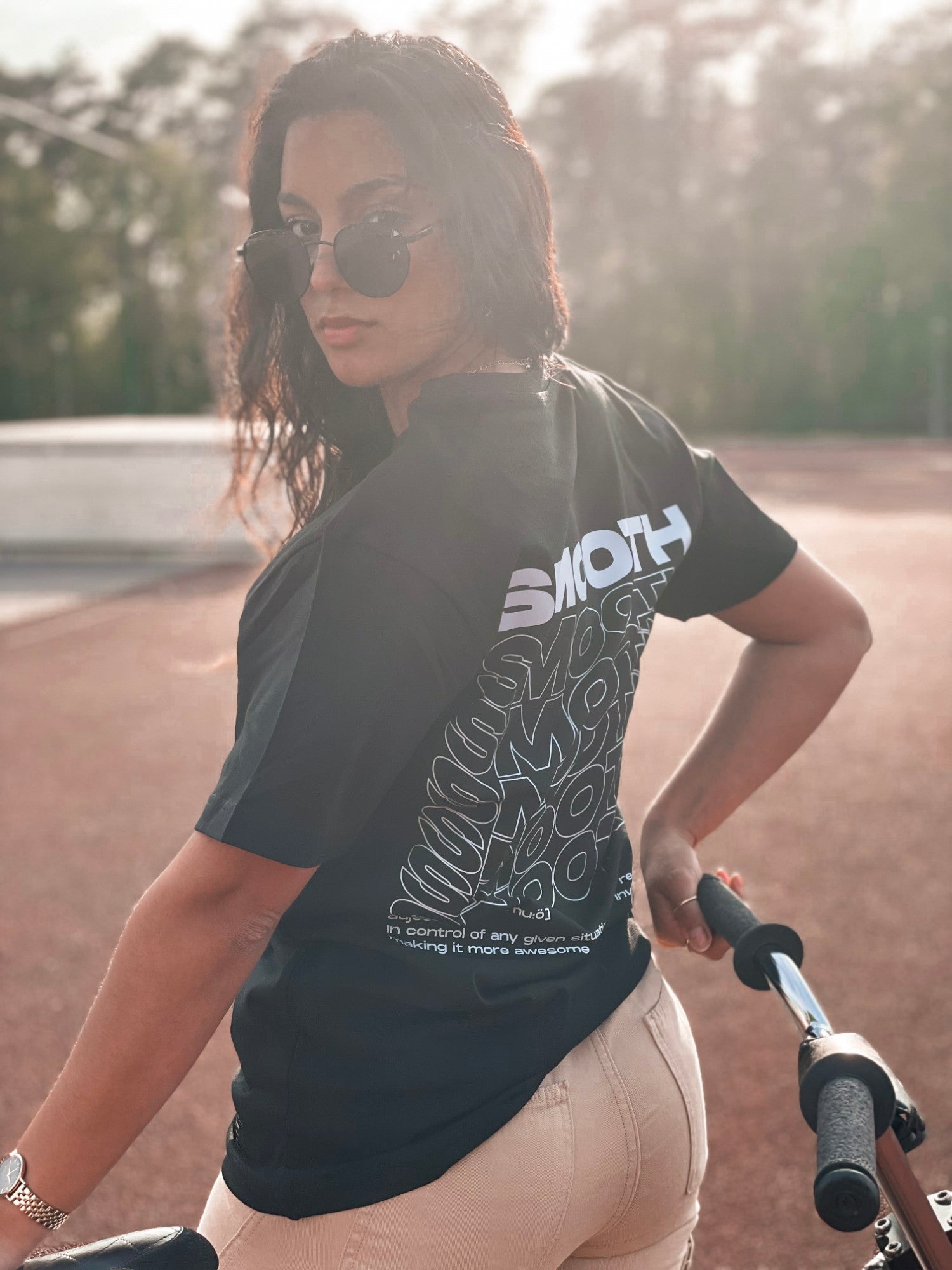 Black T / Warp Sky Blue Women