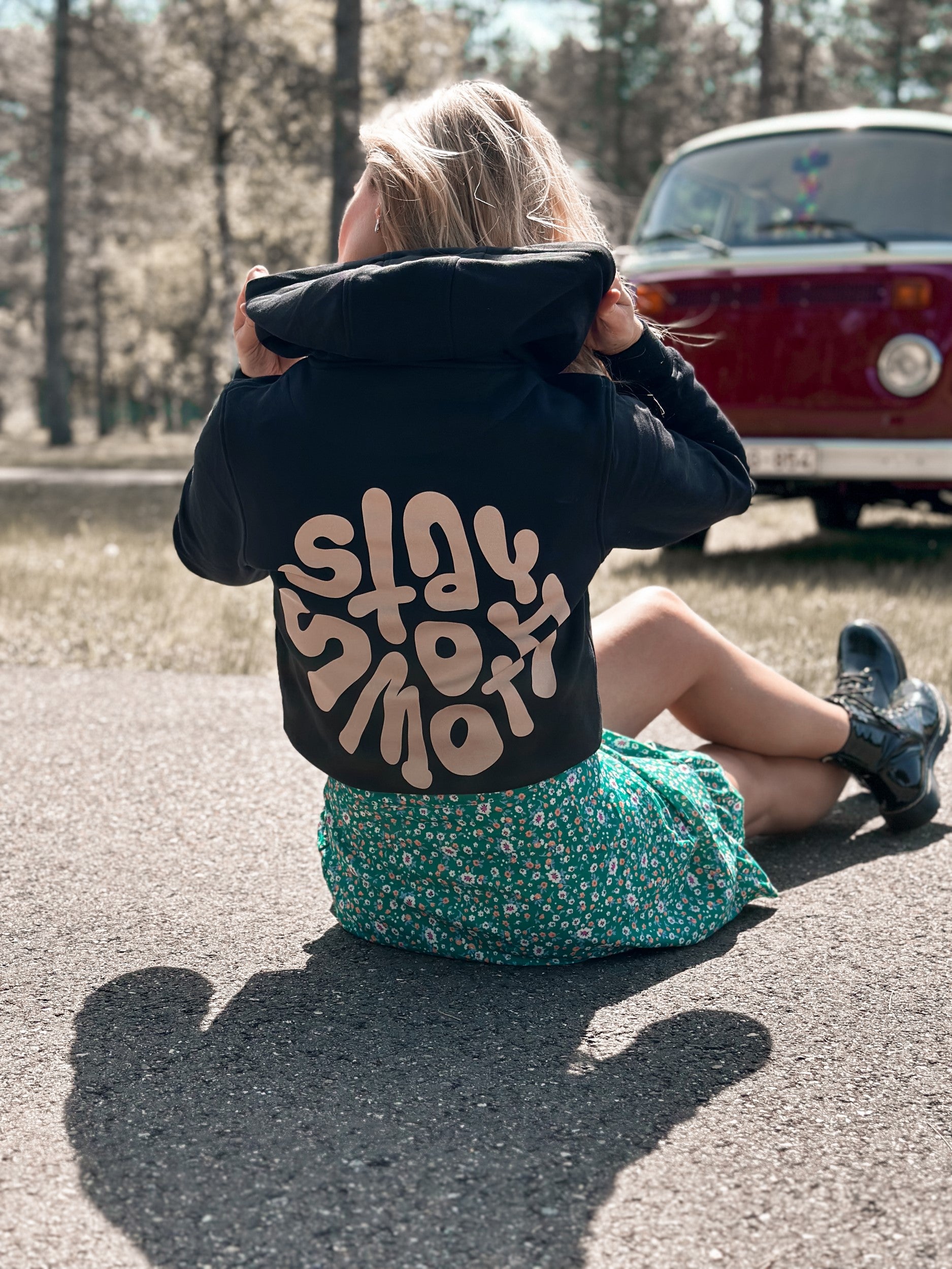 Black Hoodie / Stay Smooth Sand Front+Back Women