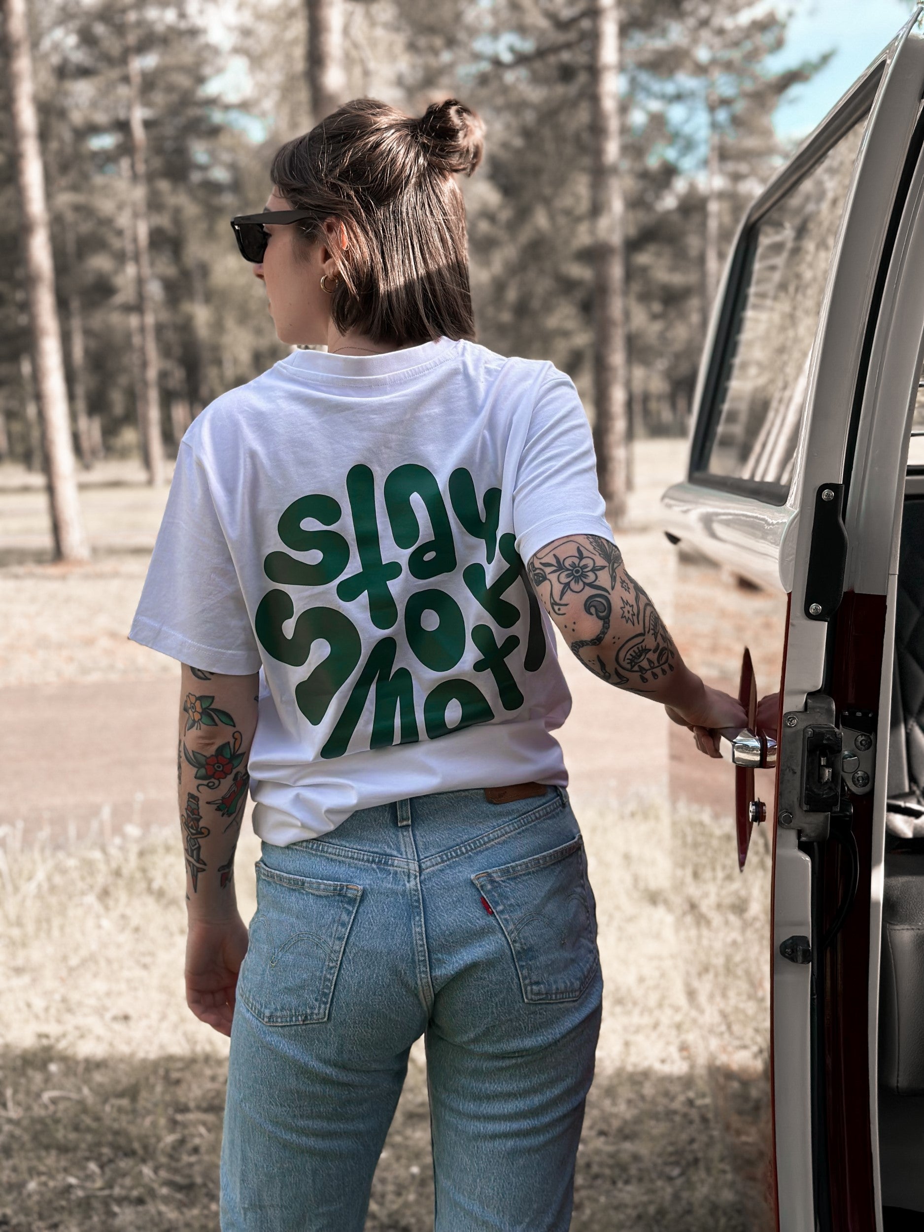 White T / Stay Smooth Green Front+Back Women