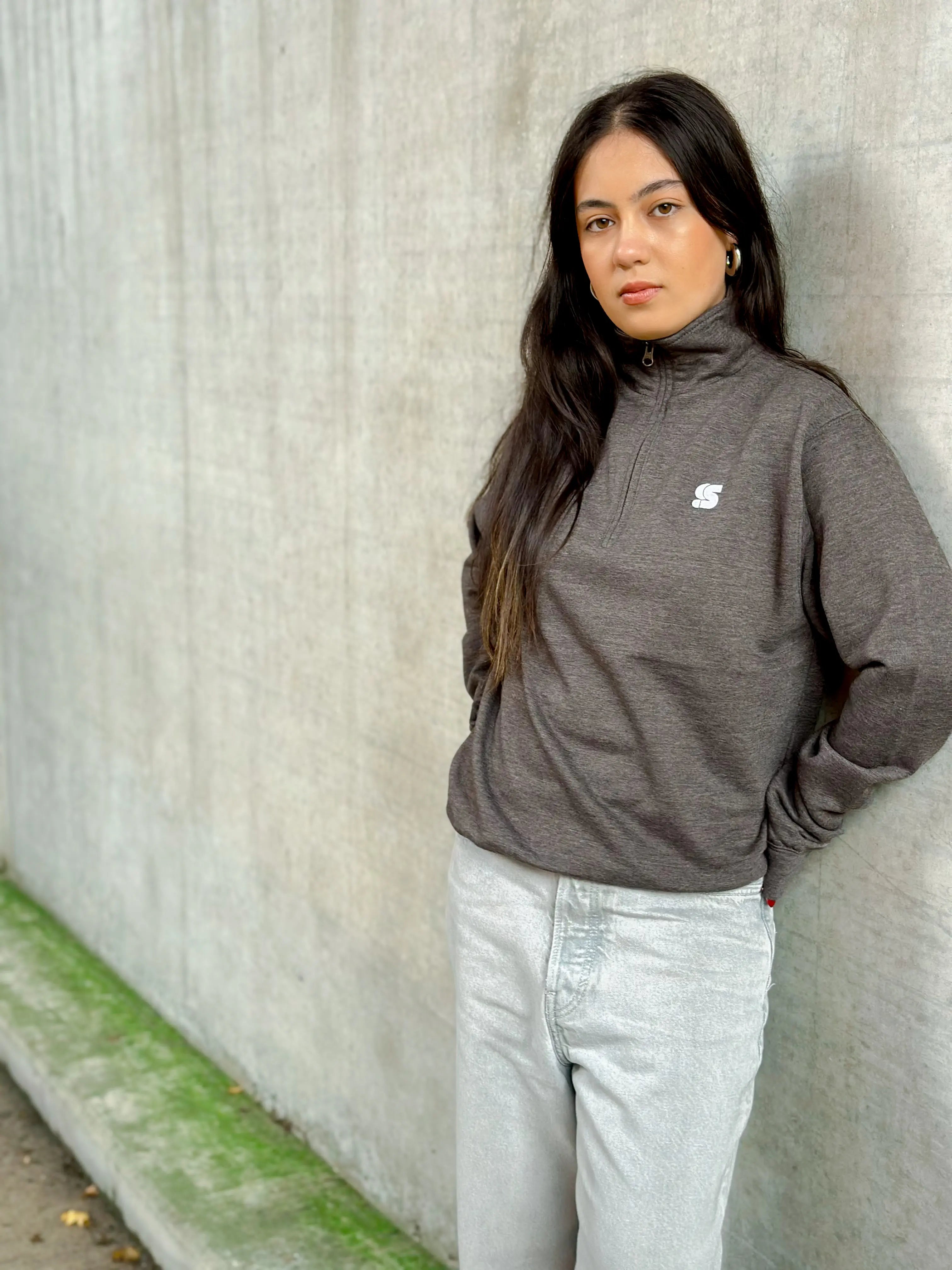 Dark Grey Half Zip Crew / S Logo White Embroidered Women