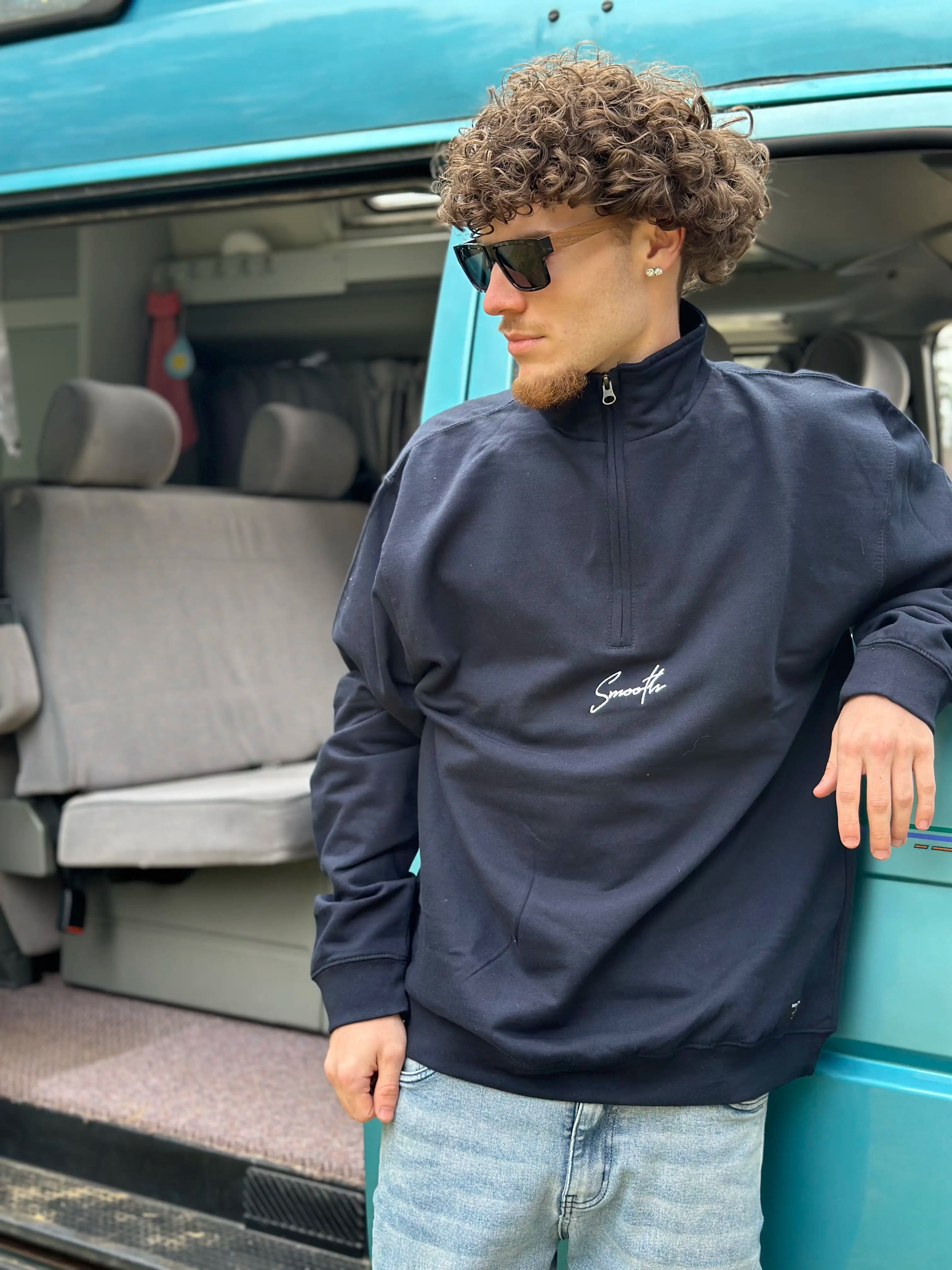 Dark Blue Half Zip Crew / Signature White Men