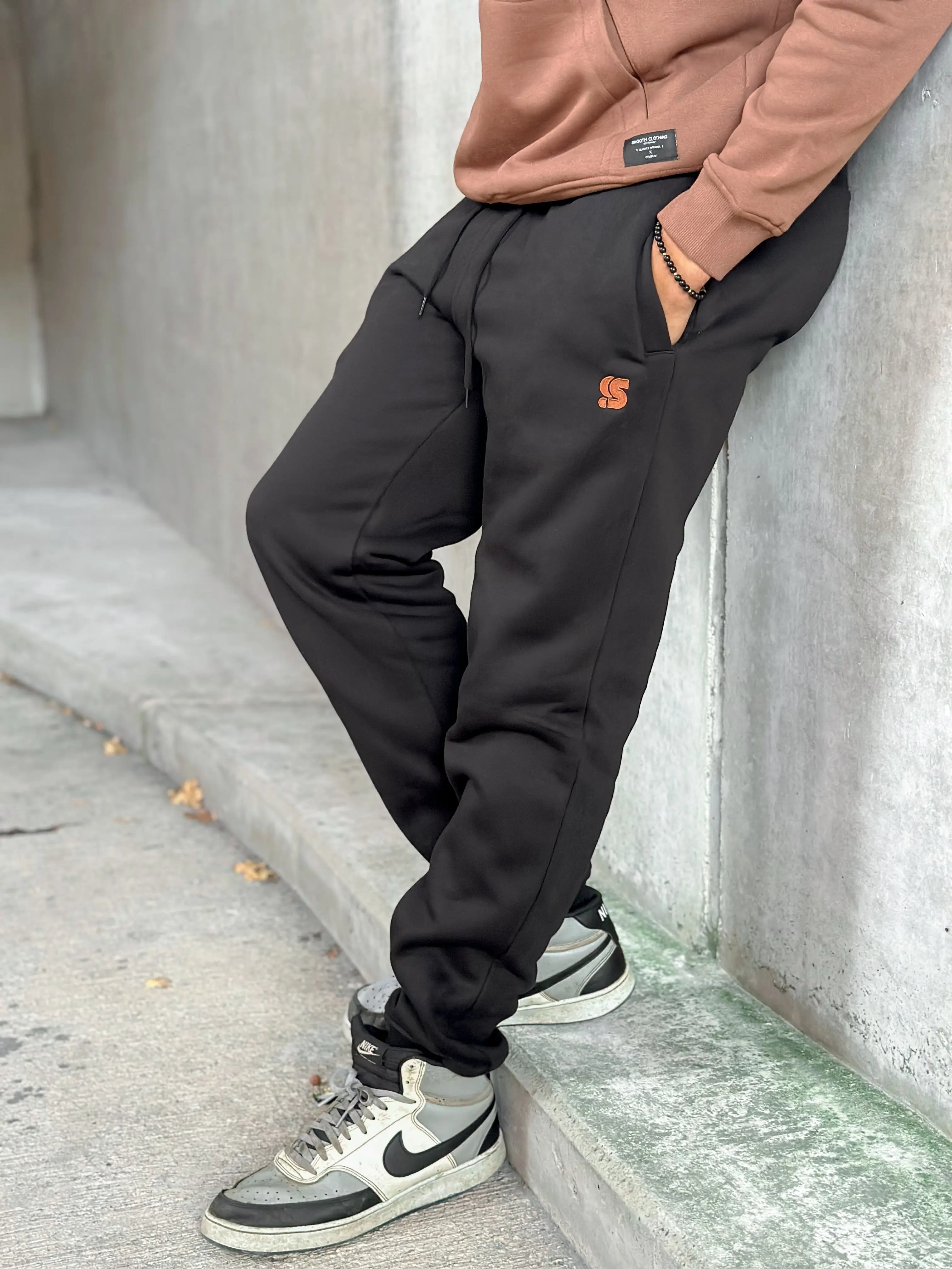 Black Pants / S Logo Copper Embroidered Men