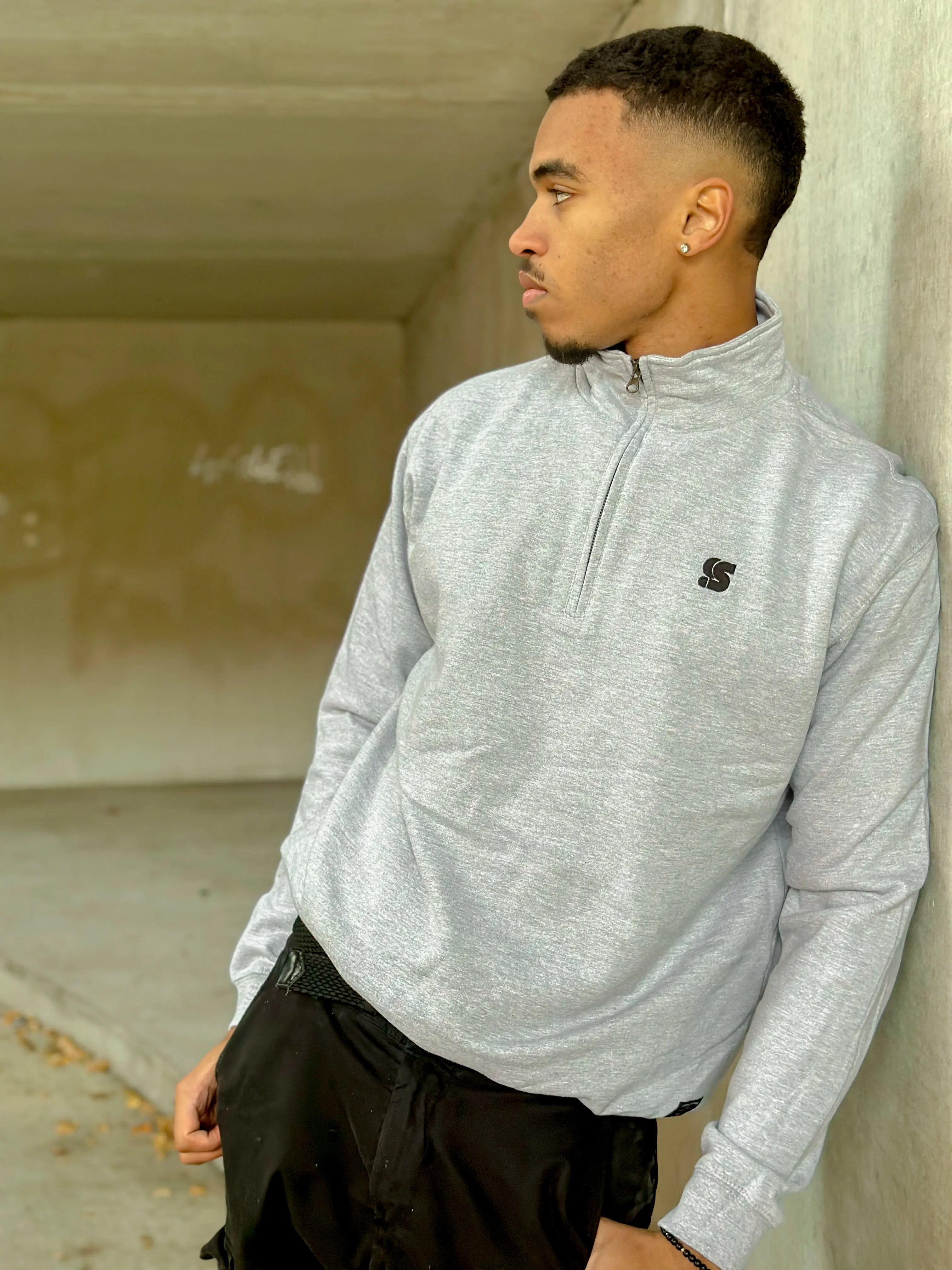 Grey Half Zip Crew / S Logo Black Embroidered Men