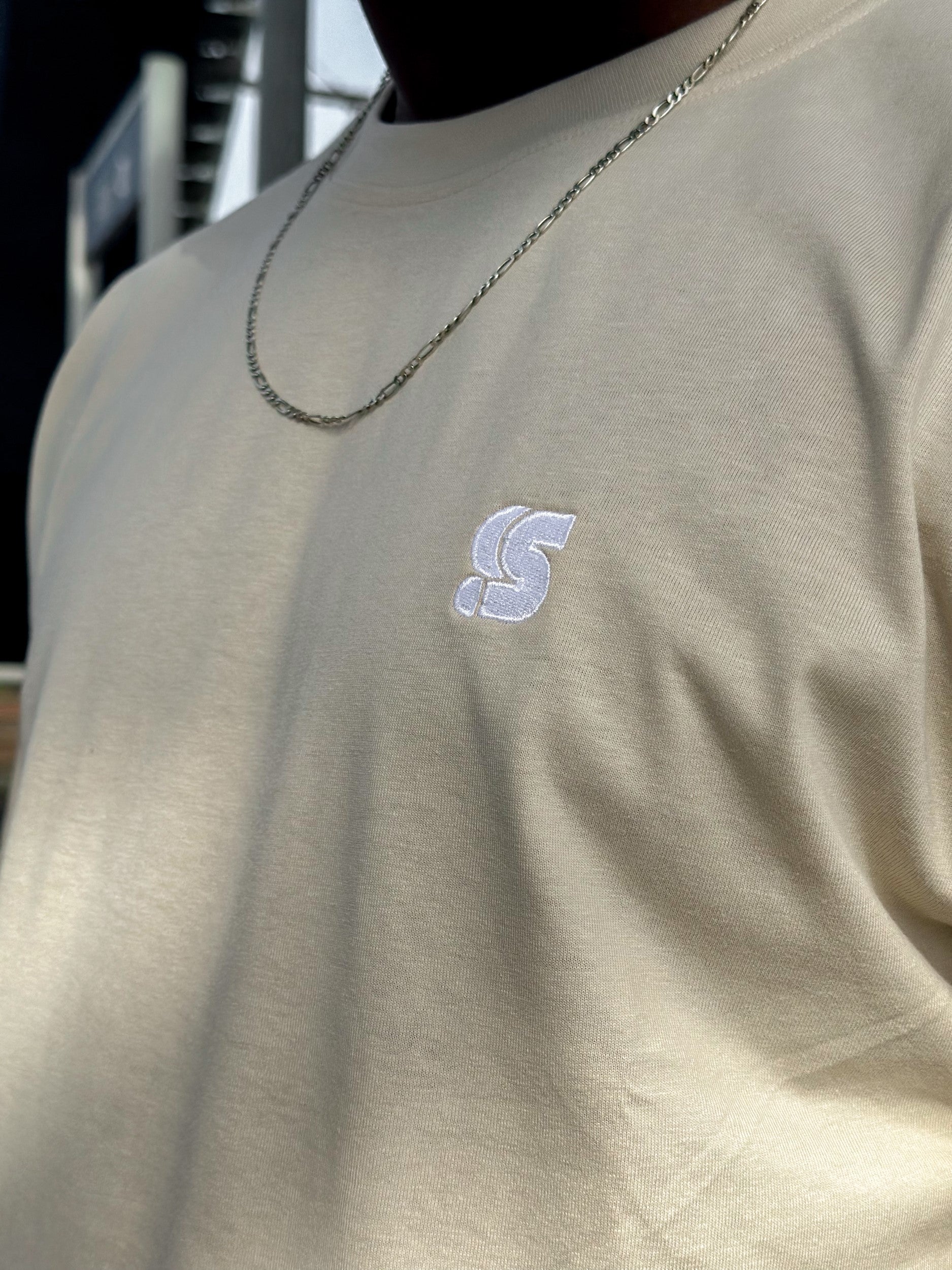 Sand T / S Logo White Embroidered Men