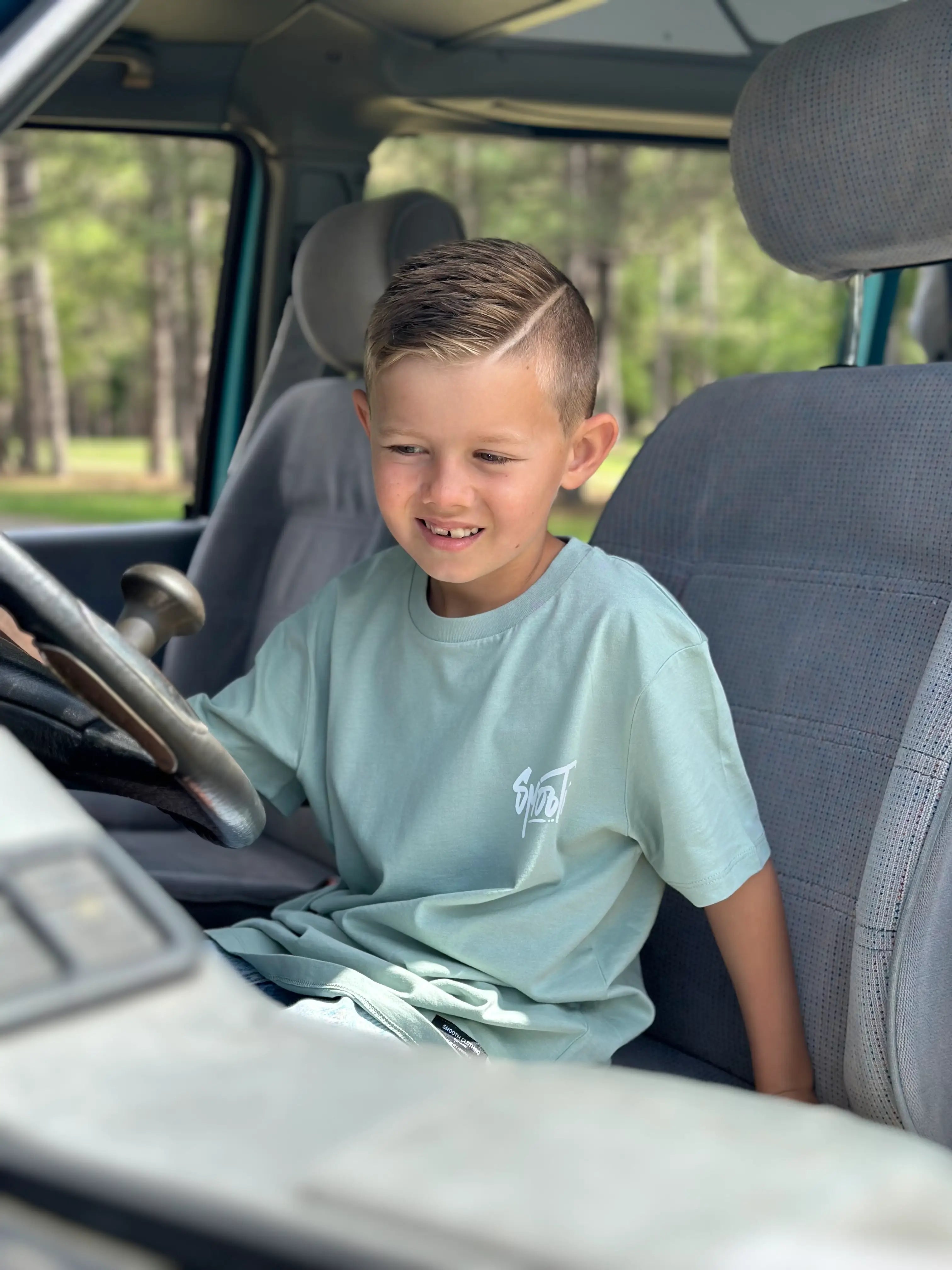 Aloe Kids T / Dainty White Front+Back Boys