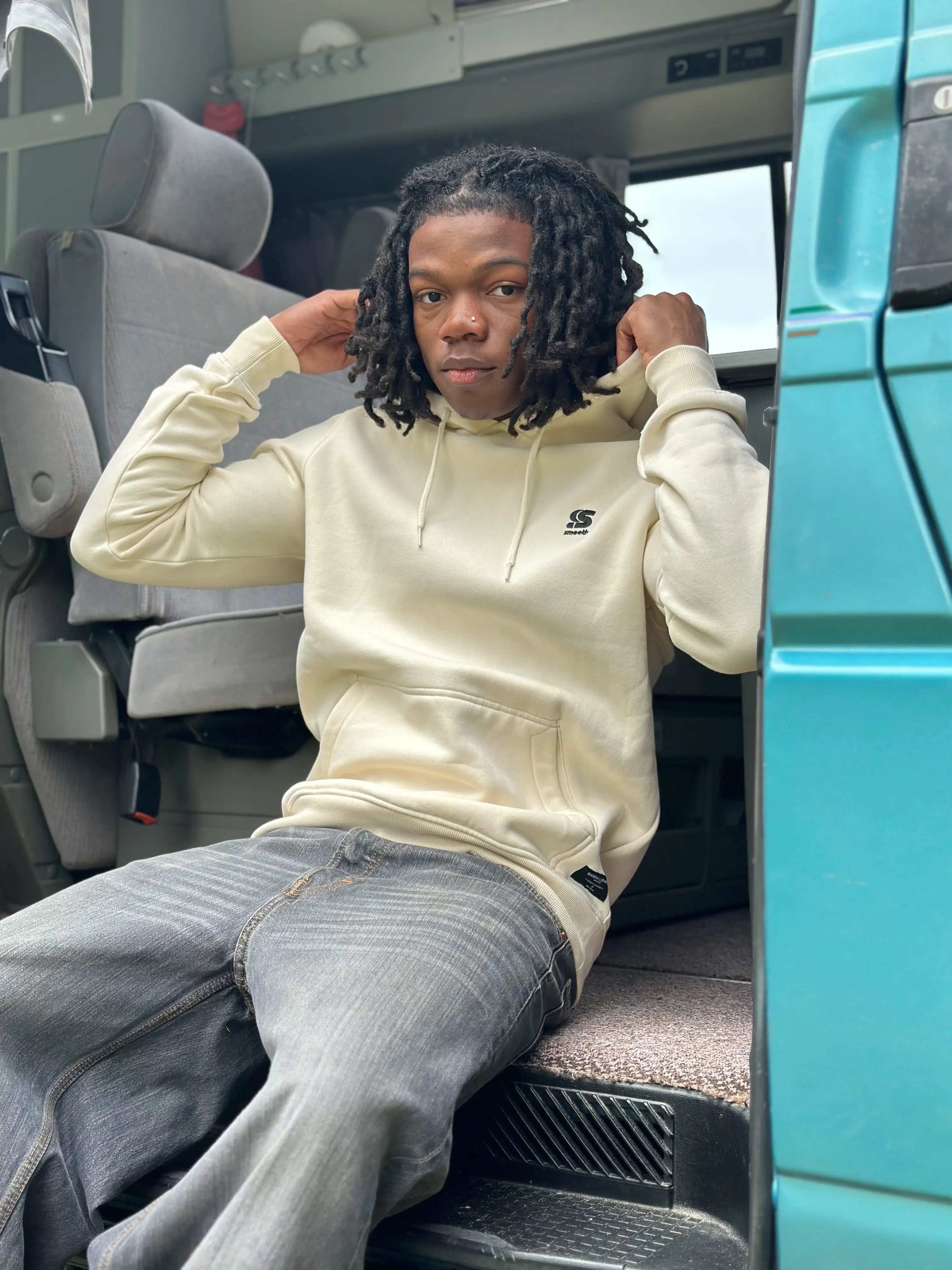 Ivory Hoodie / S Embroidered Black Men