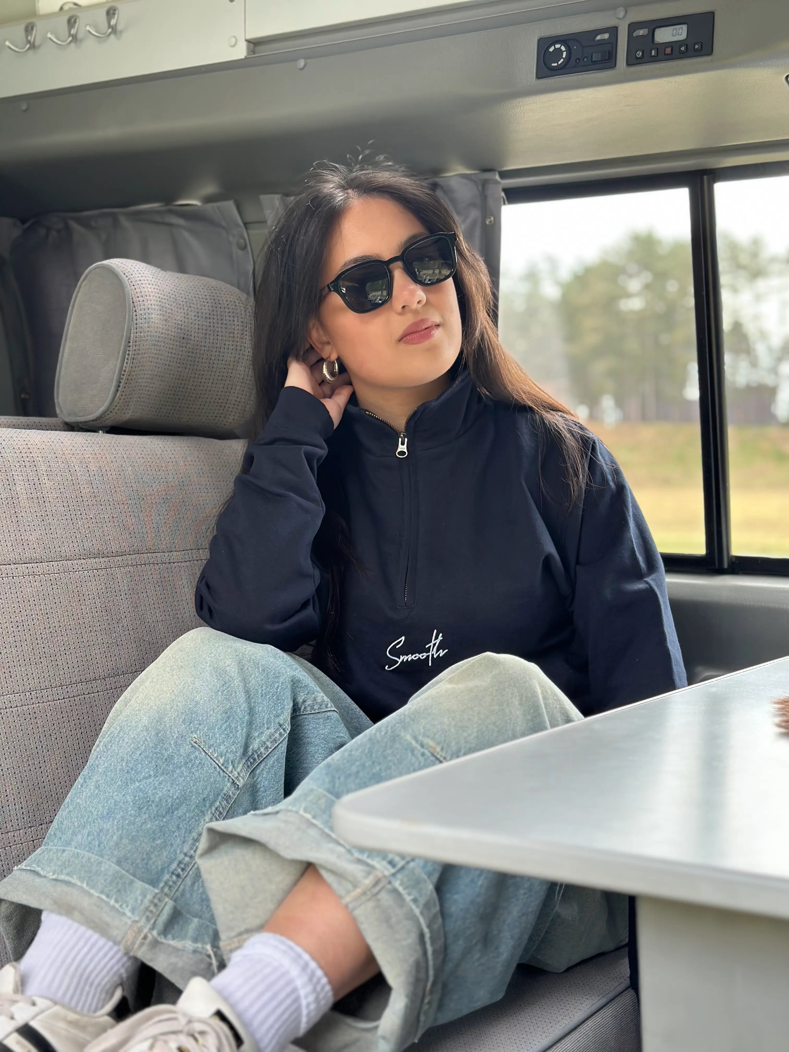Dark Blue Half Zip Crew / Signature White Women