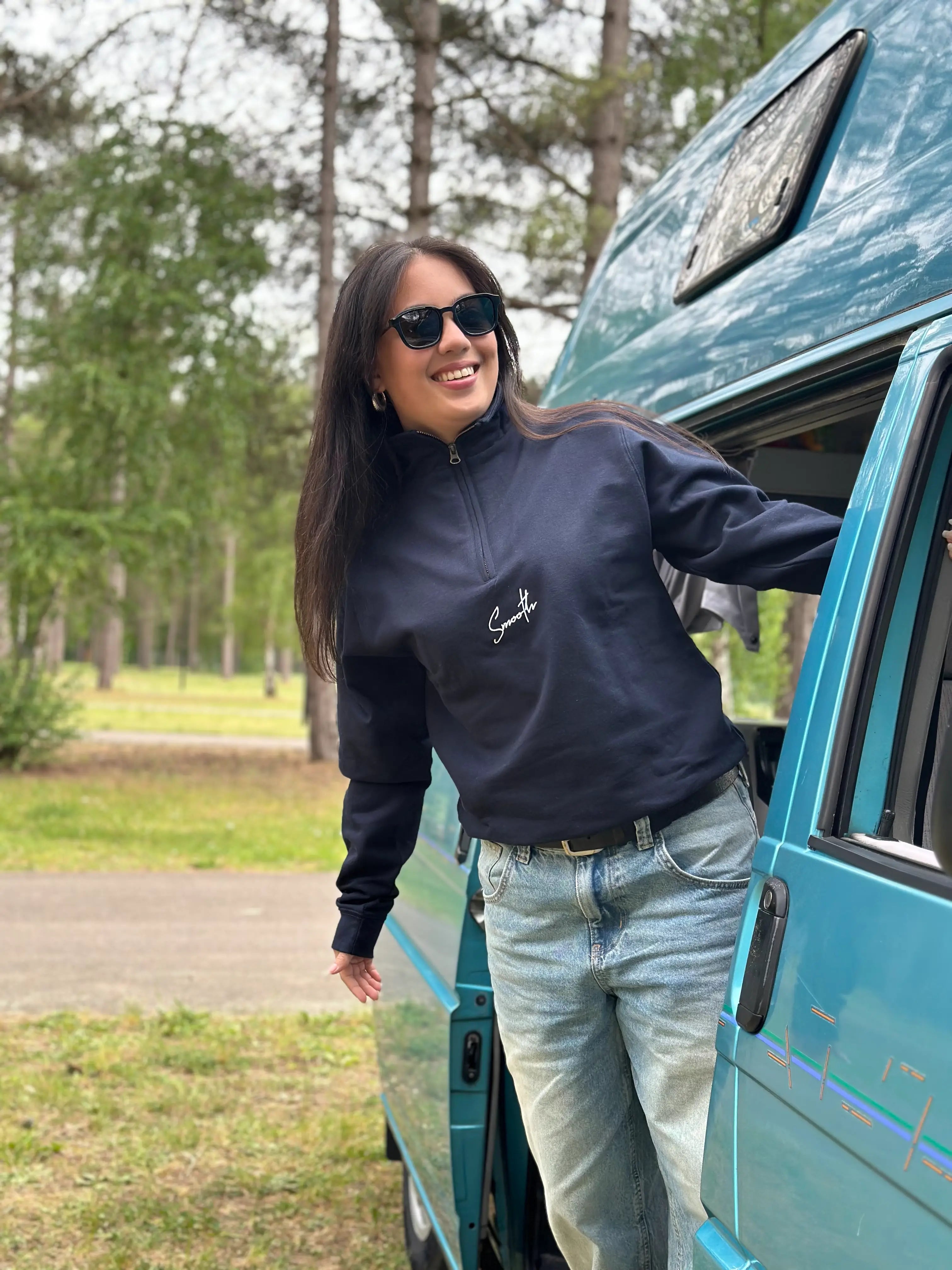 Dark Blue Half Zip Crew / Signature White Women