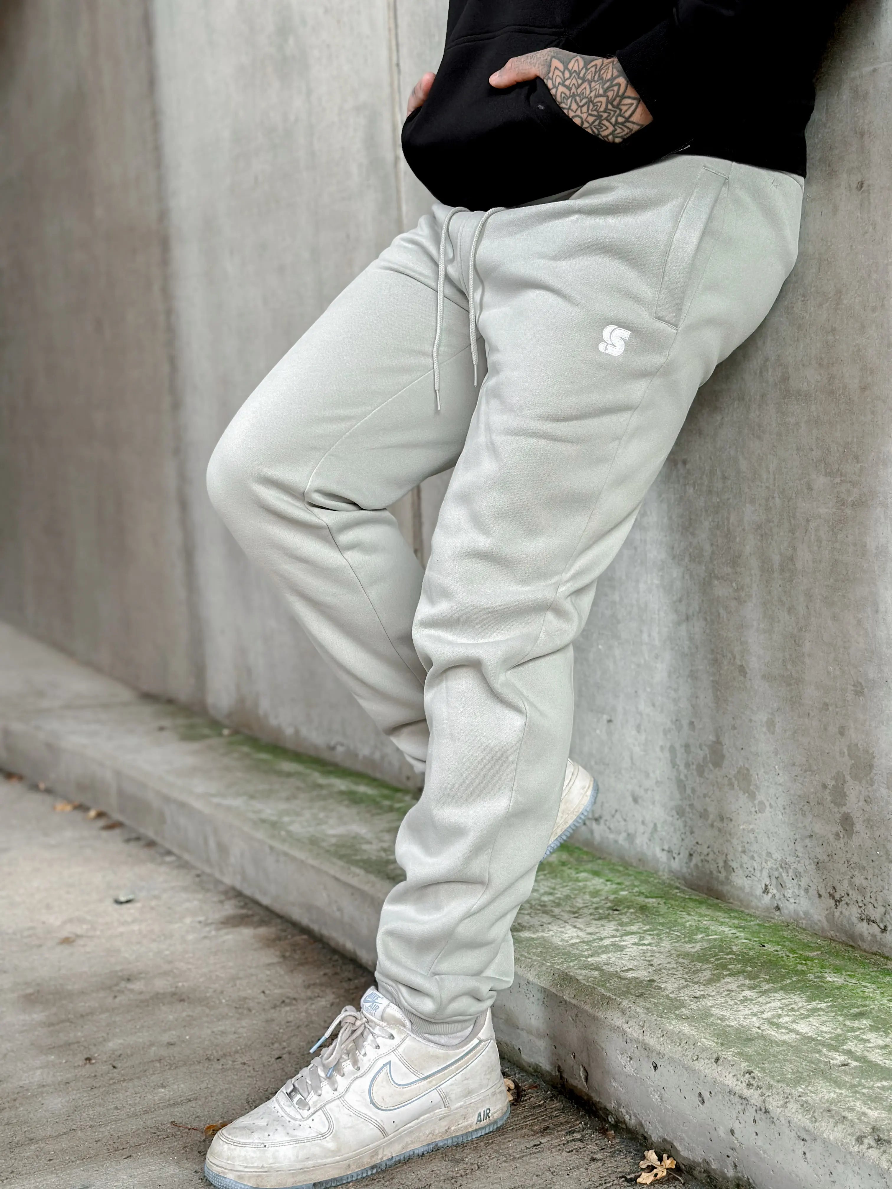 Soft Concrete Pants / S Logo White Embroidered Men