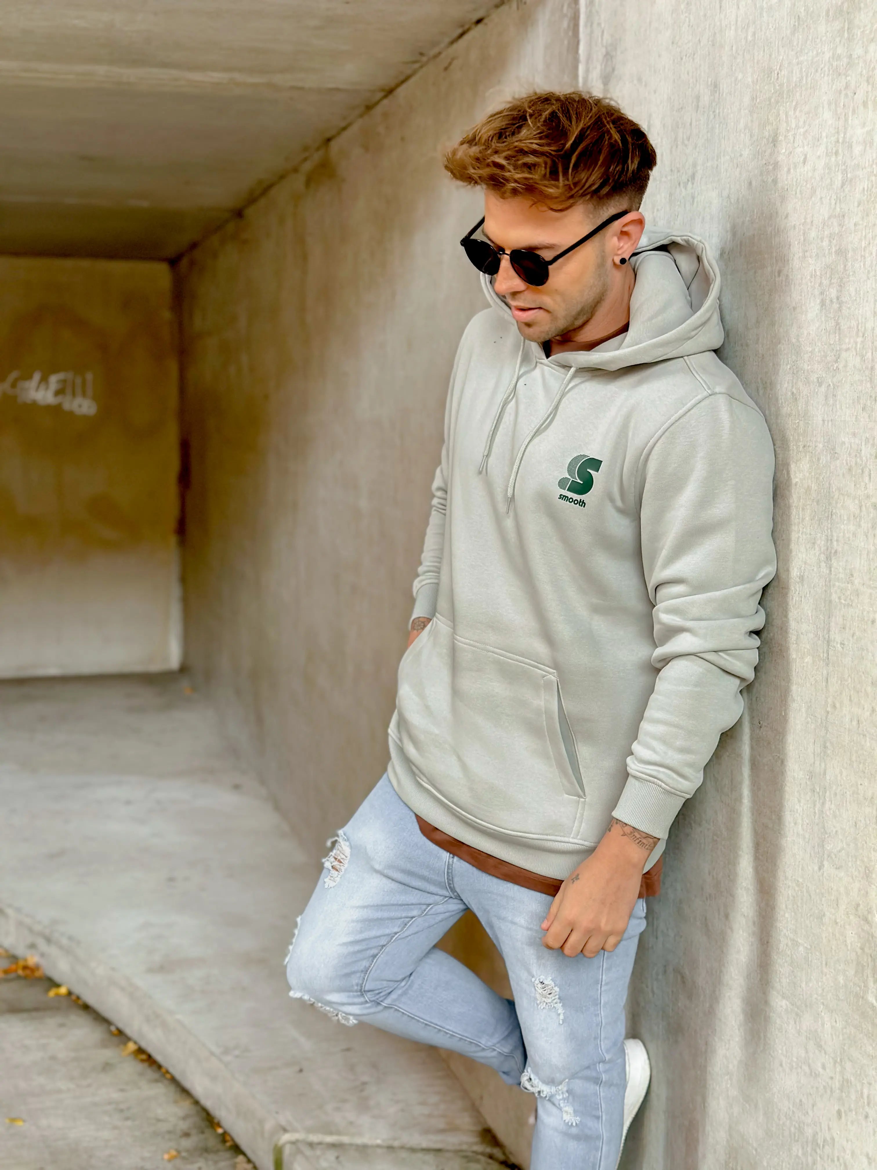 Soft Concrete Hoodie / S Striped Green Front Men