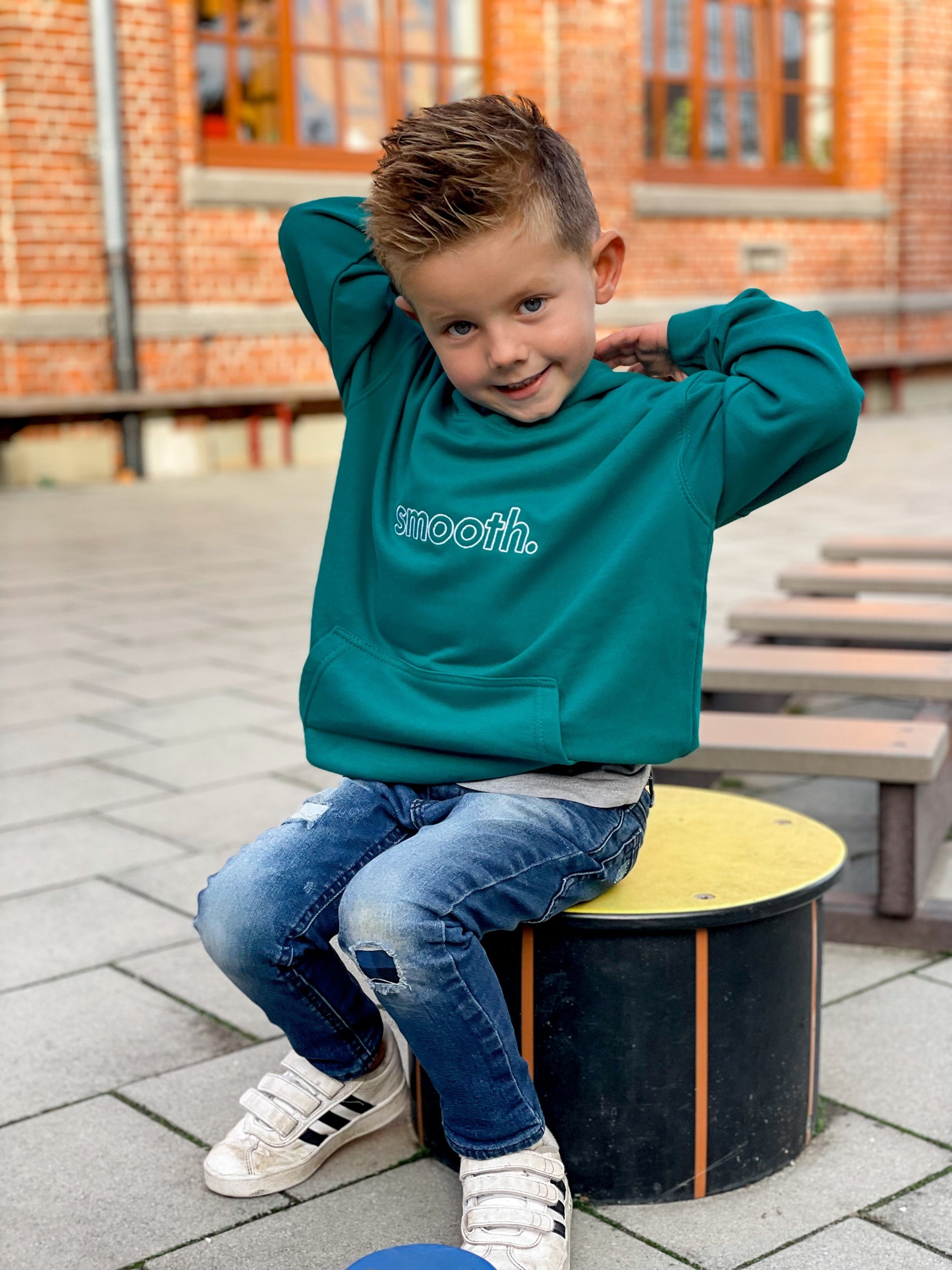 Emerald Kids Hoodie / Outlined White Boys
